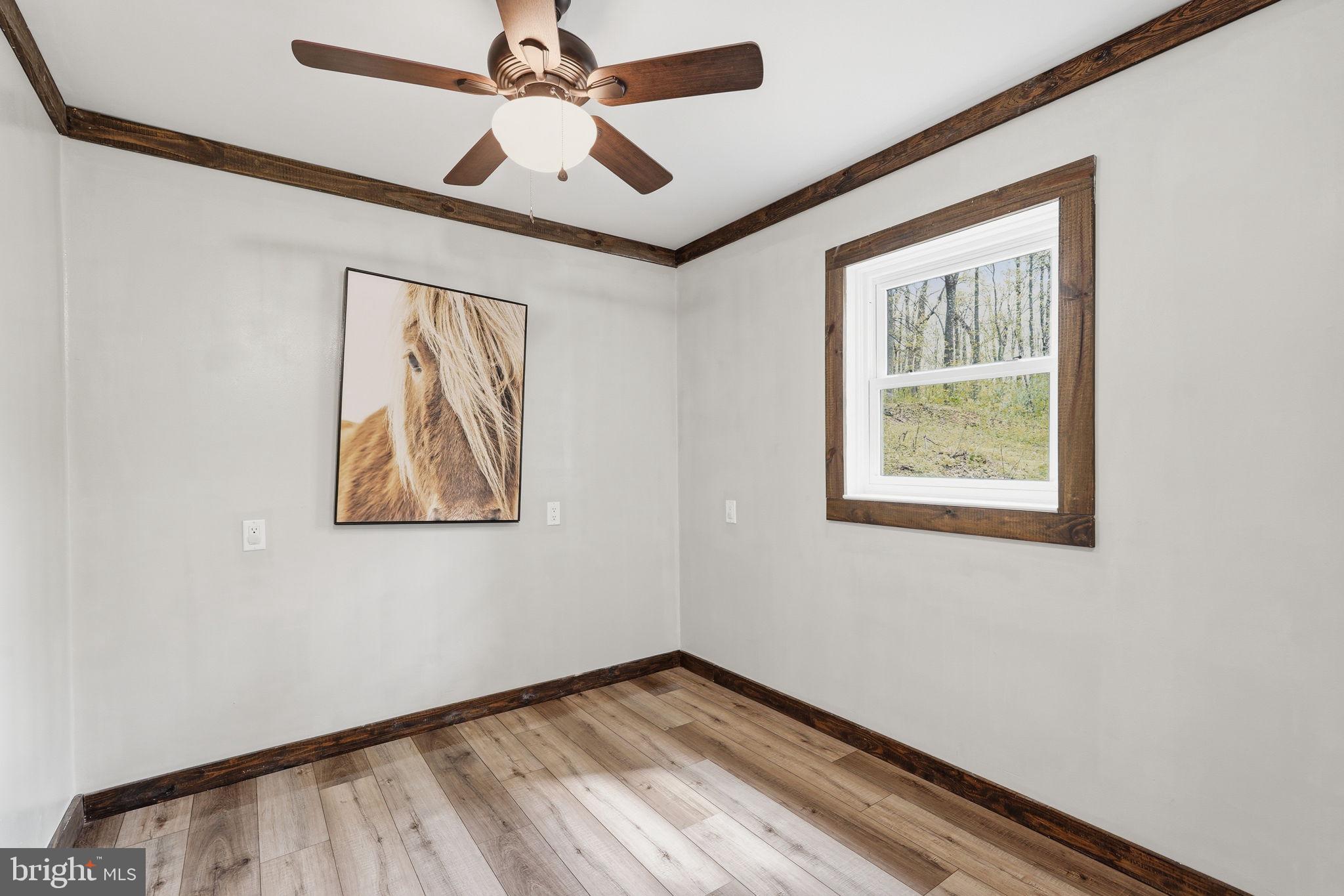 BLUE MOUNTAIN - Residential