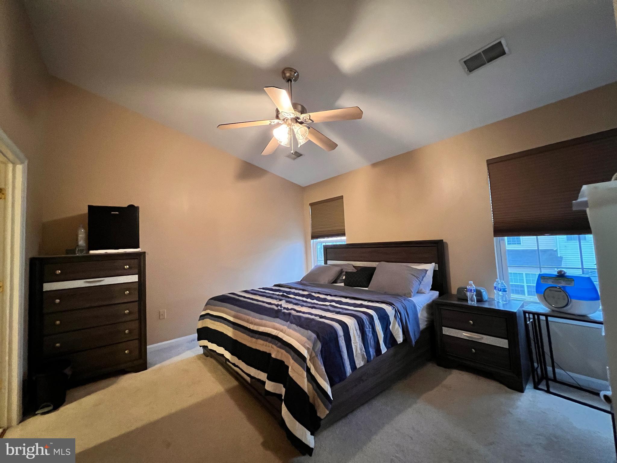 SHEFFIELD MANOR - Residential Lease