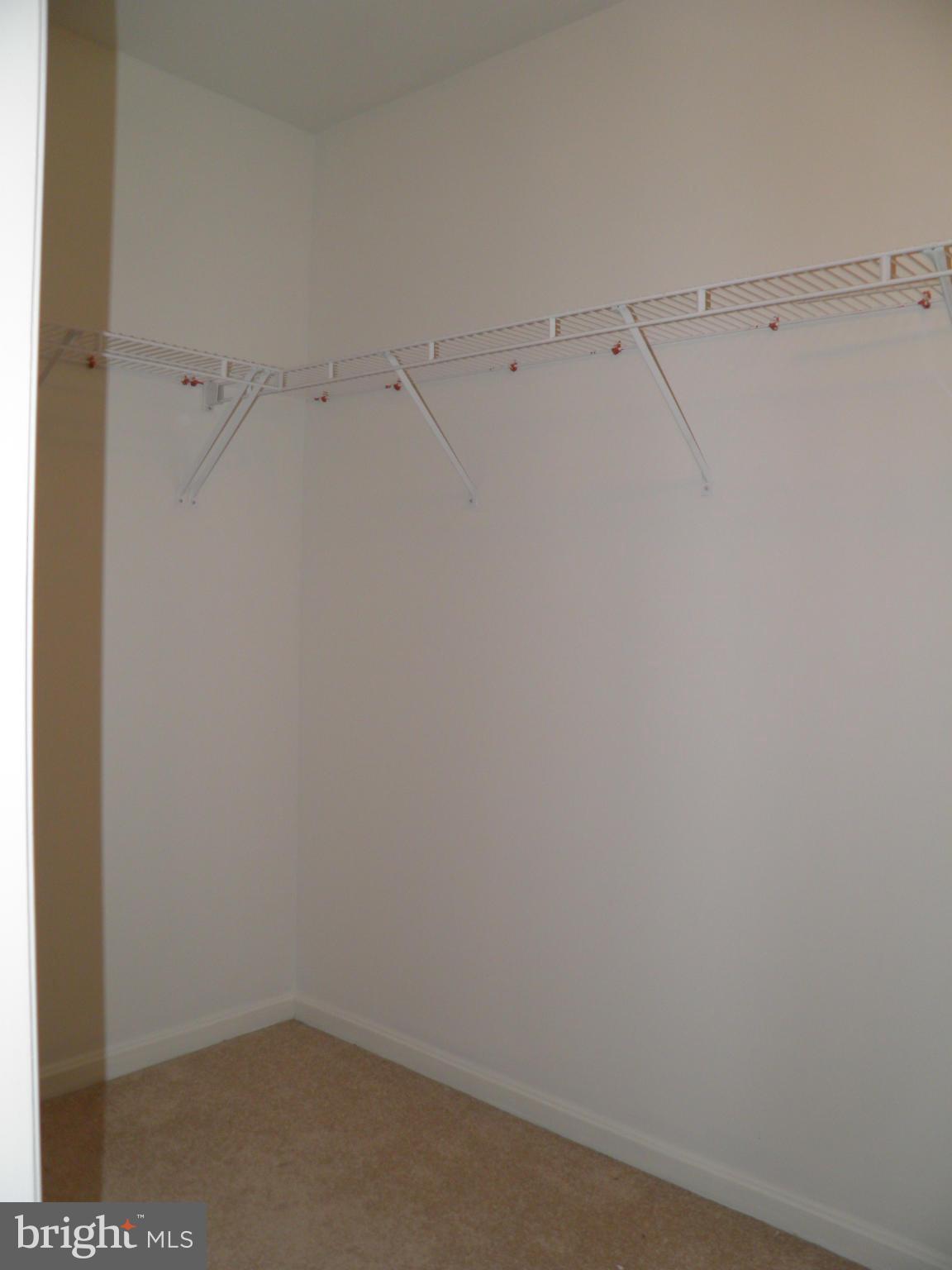 SHEFFIELD MANOR - Residential Lease