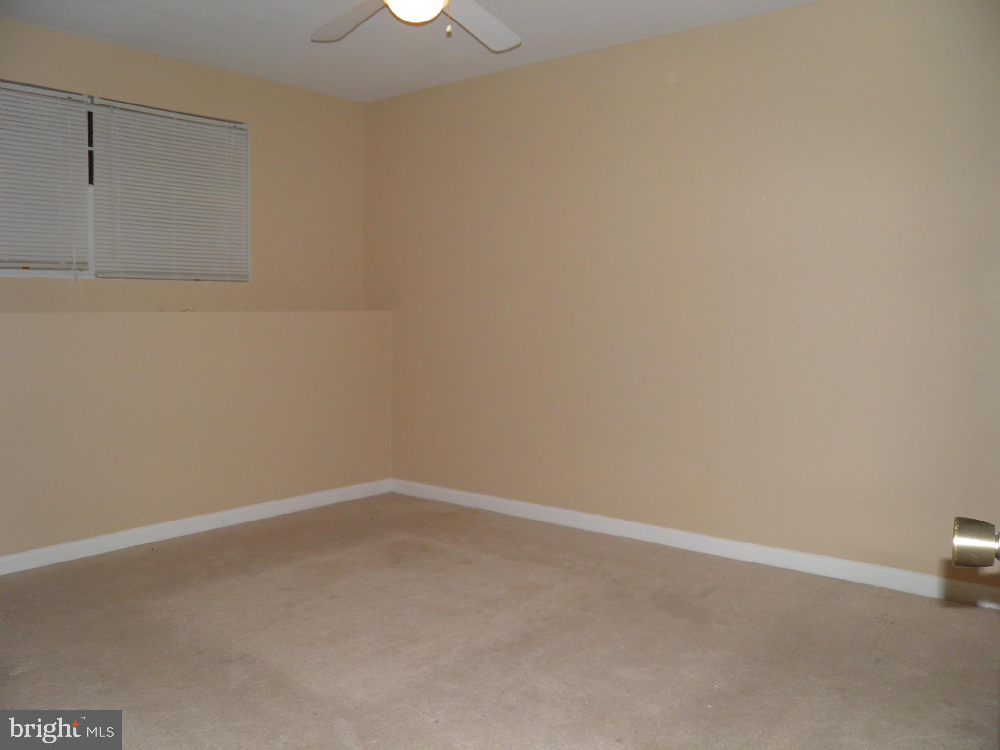 SHEFFIELD MANOR - Residential Lease