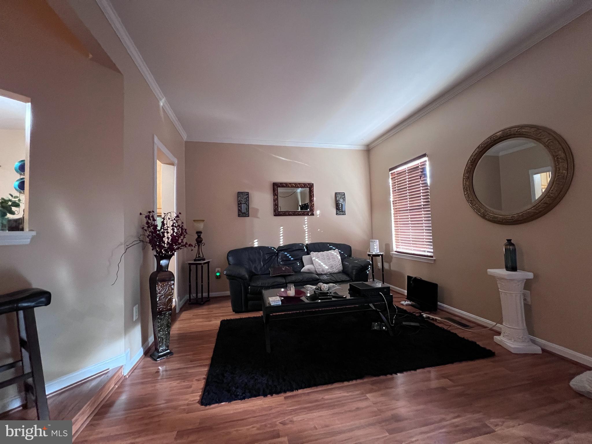 SHEFFIELD MANOR - Residential Lease