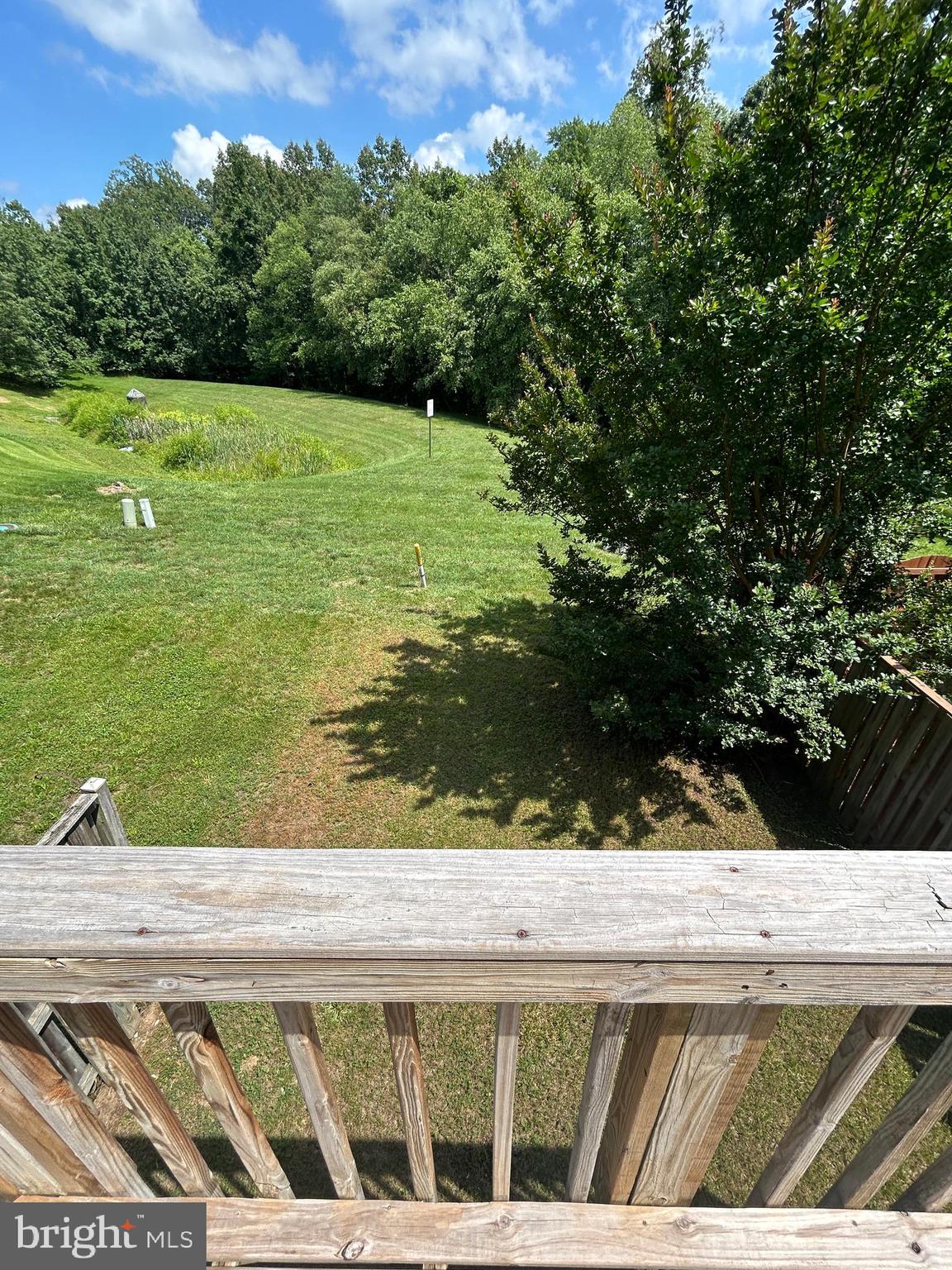 SPRING KNOLL - Residential Lease