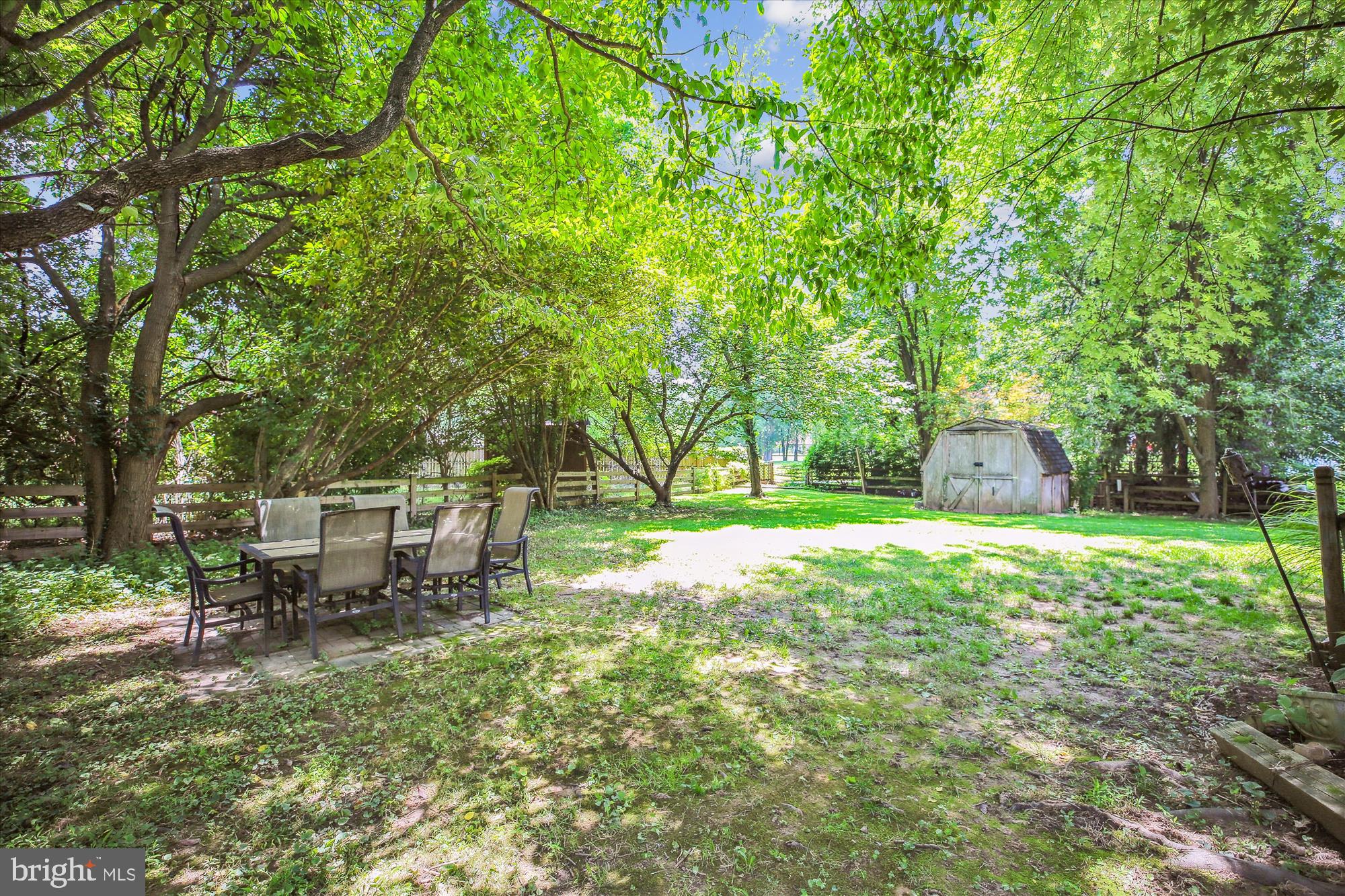 4352 MORNINGWOOD DRIVE