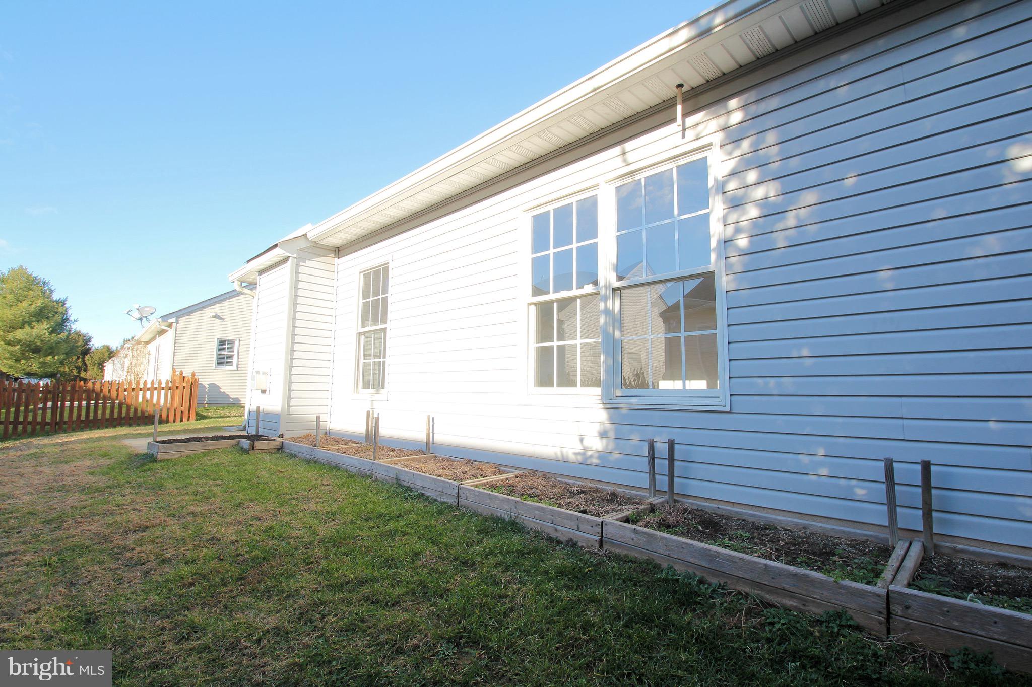 SALEM FIELDS - Residential