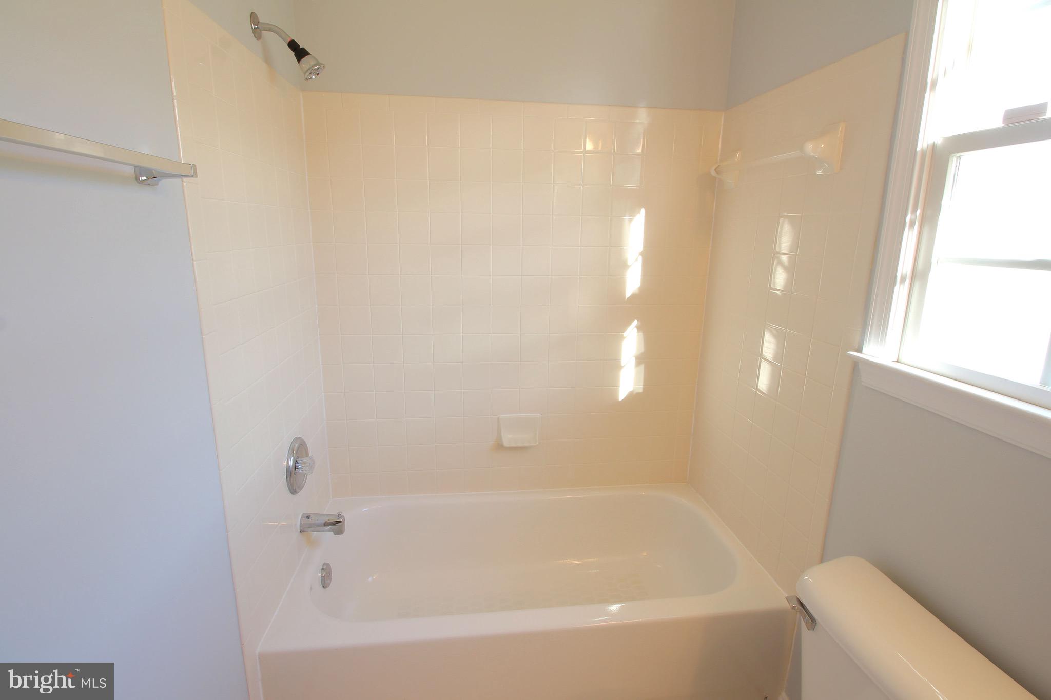 SALEM FIELDS - Residential