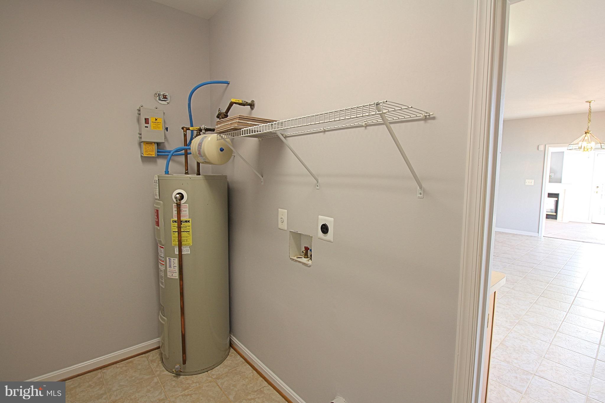 SALEM FIELDS - Residential