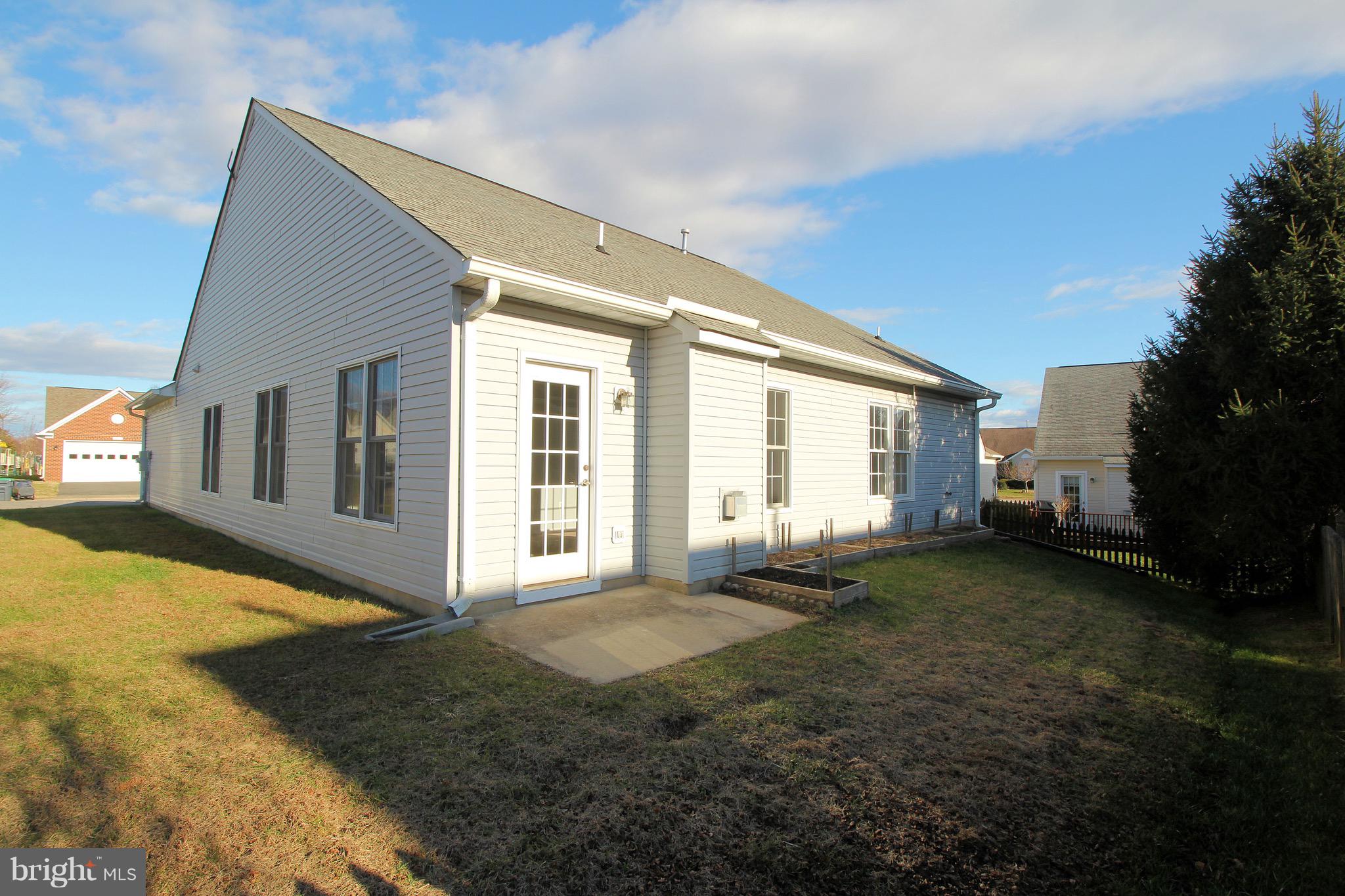 SALEM FIELDS - Residential