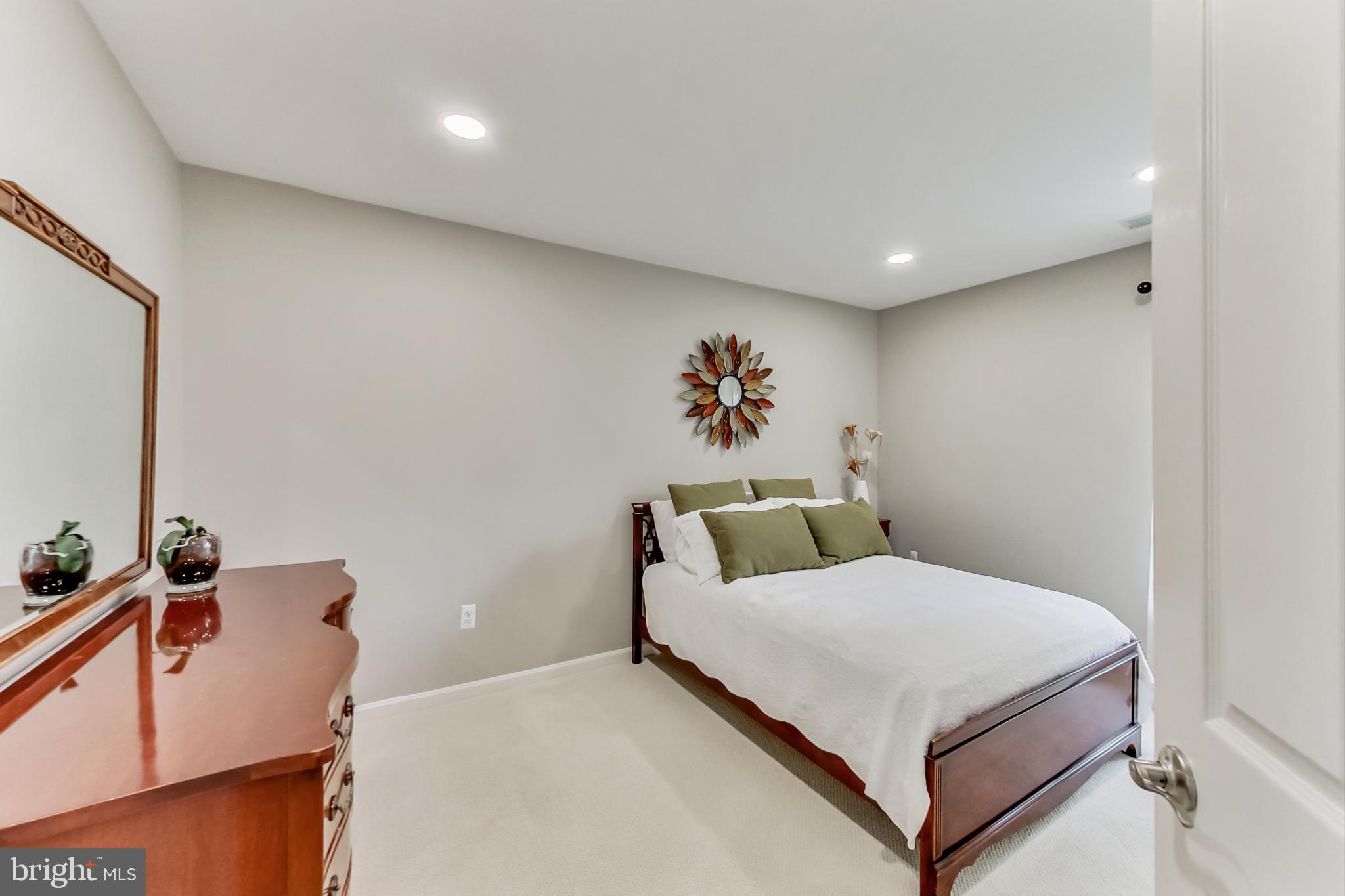 MANORWOOD - Residential