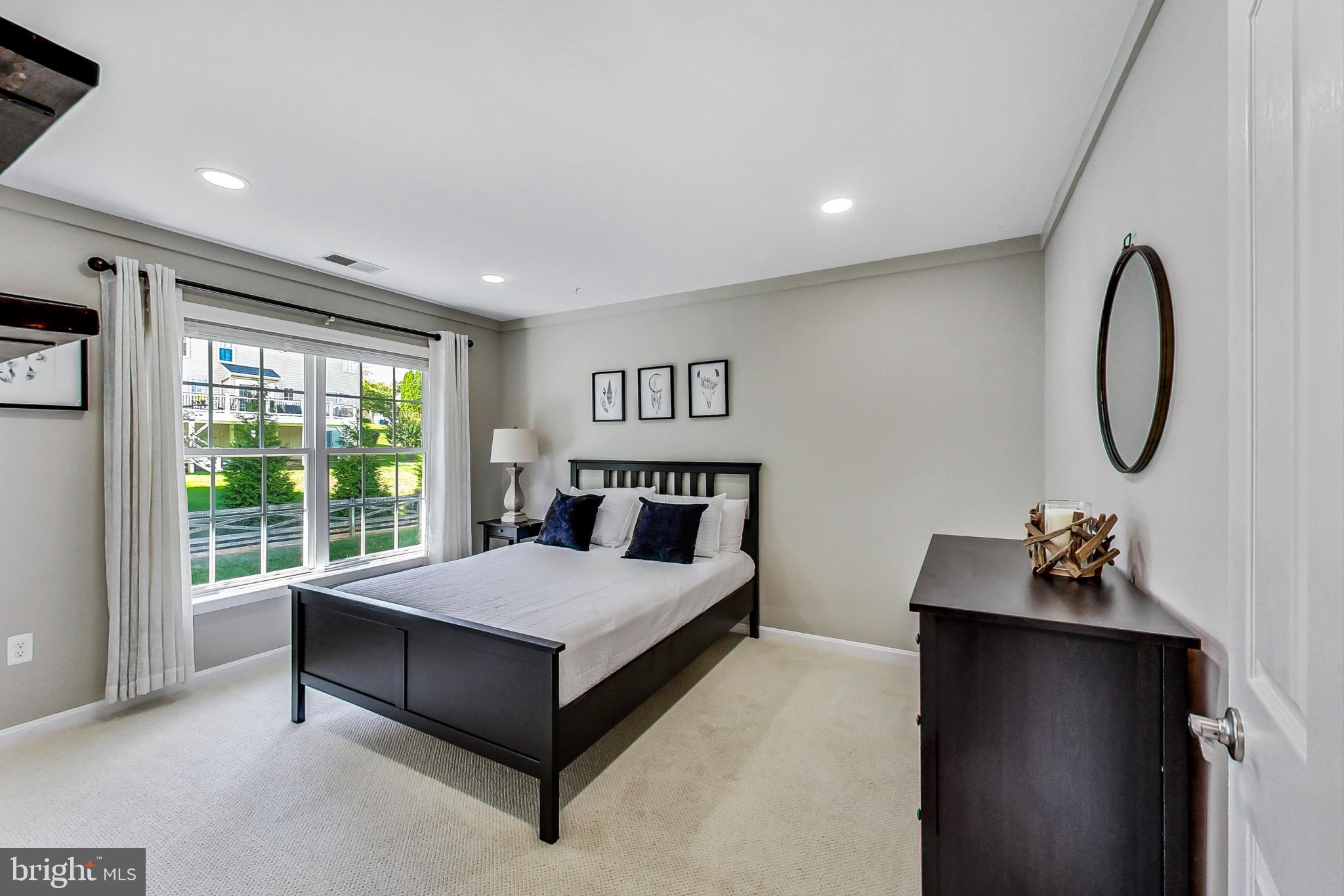 MANORWOOD - Residential