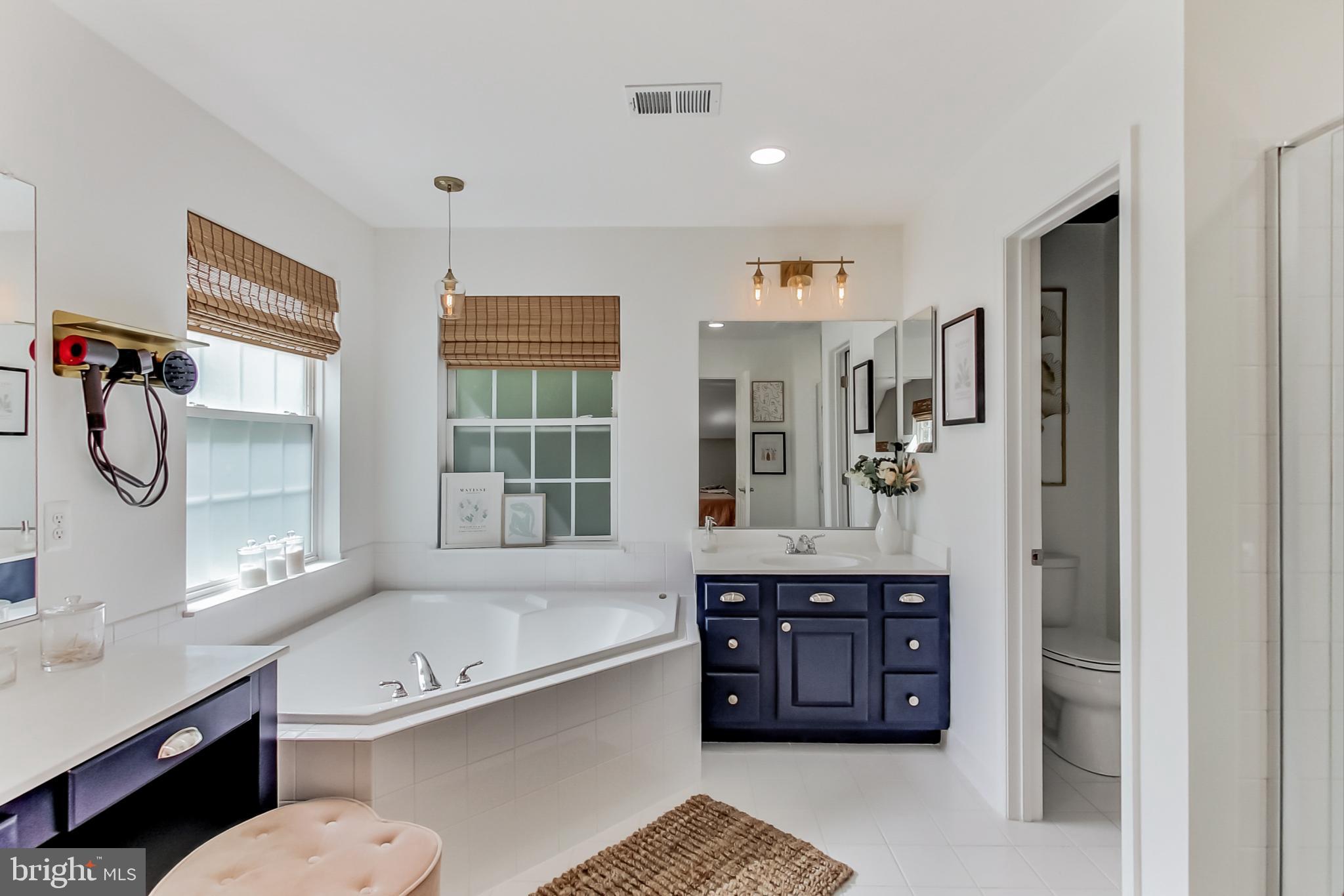 MANORWOOD - Residential