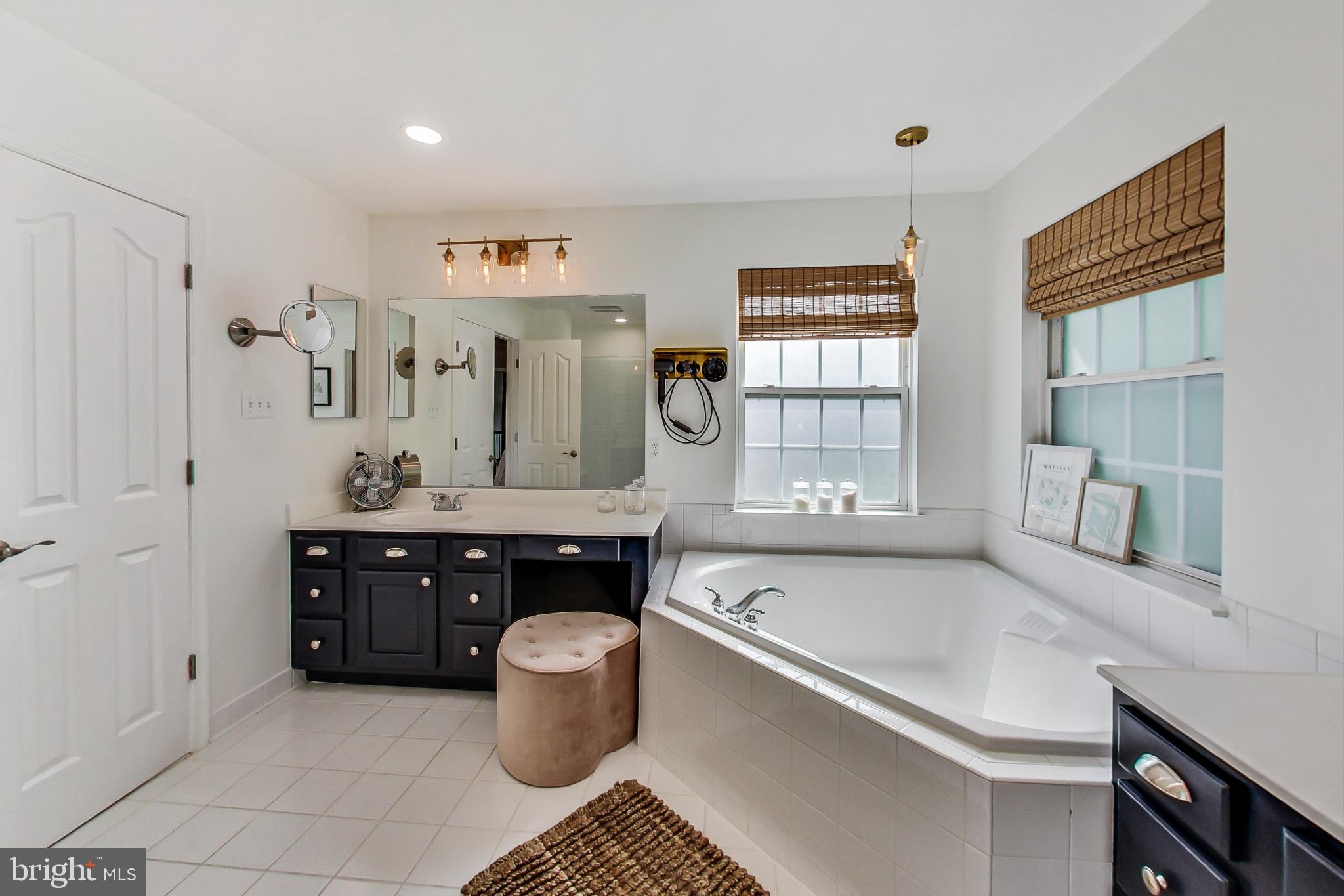 MANORWOOD - Residential