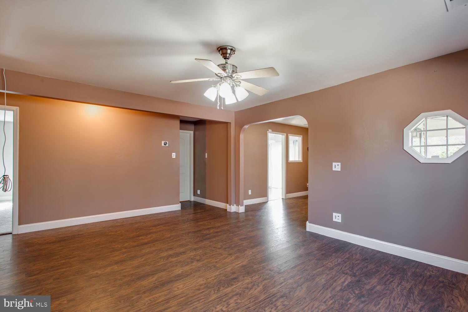 GUNSTON HEIGHTS - Residential