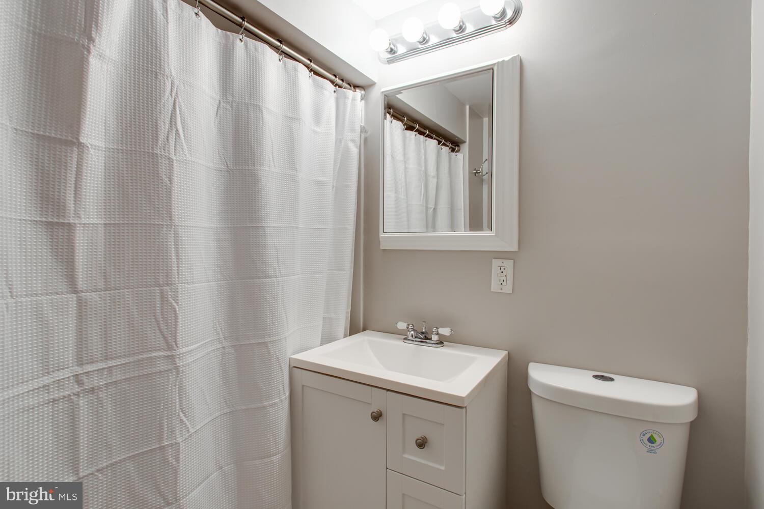 GUNSTON HEIGHTS - Residential