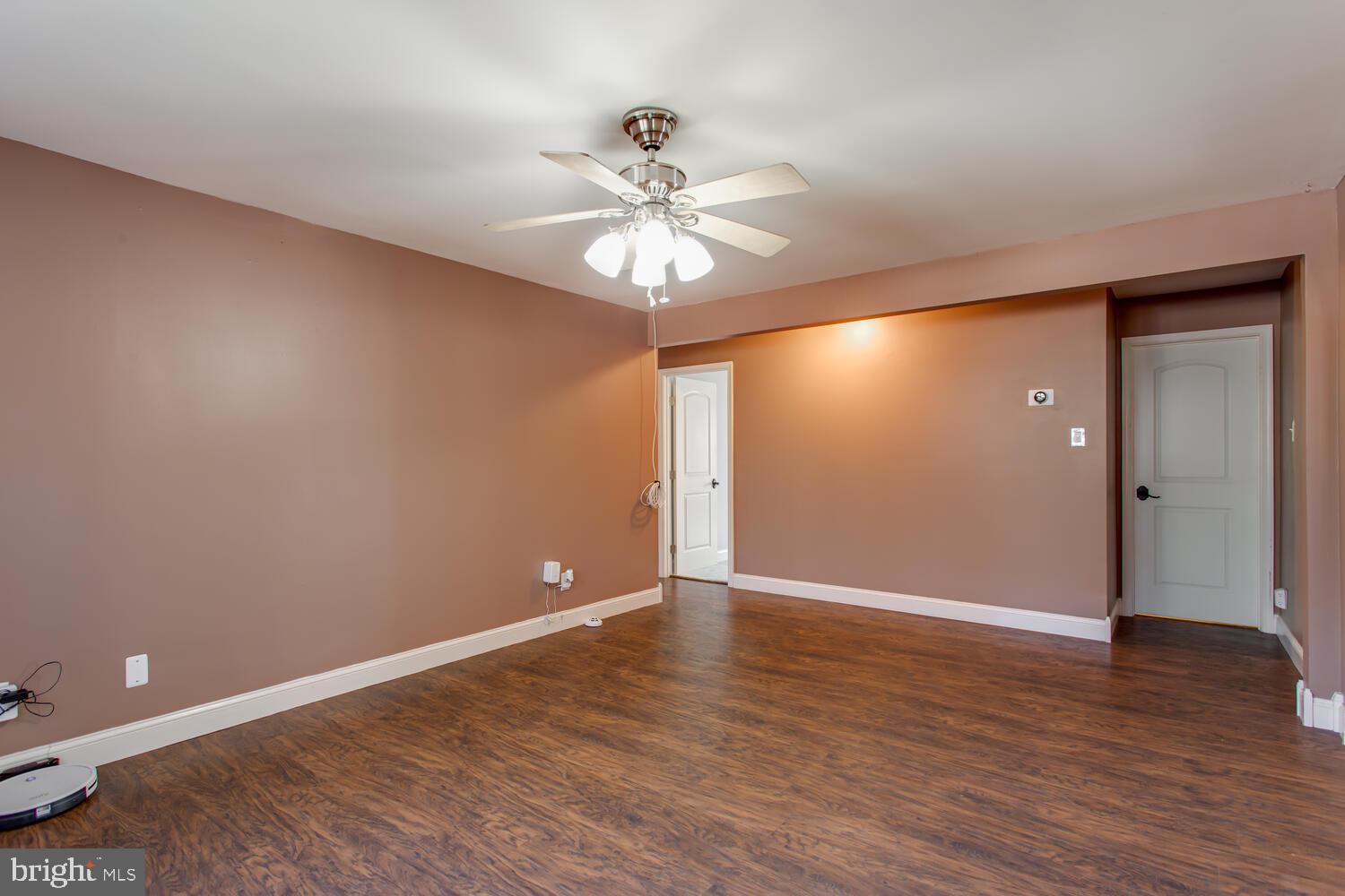 GUNSTON HEIGHTS - Residential