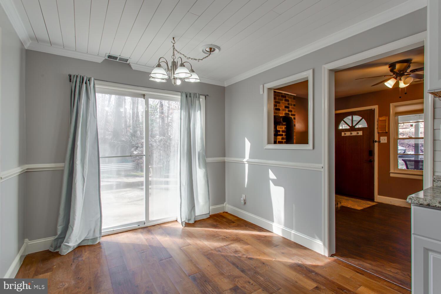 GUNSTON HEIGHTS - Residential