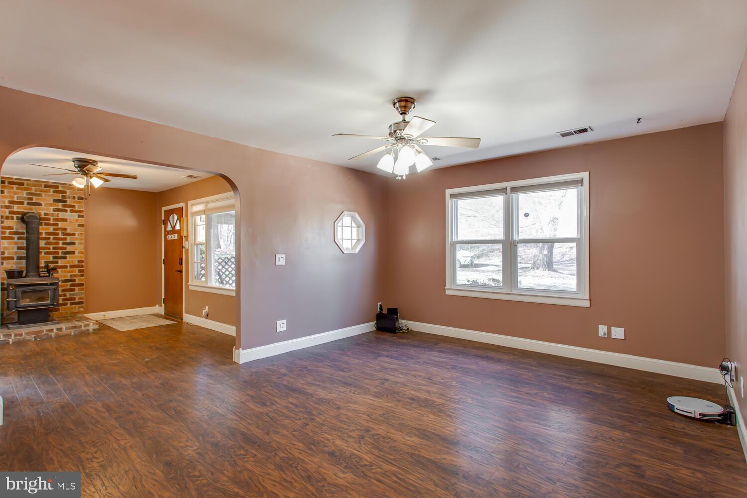 GUNSTON HEIGHTS - Residential