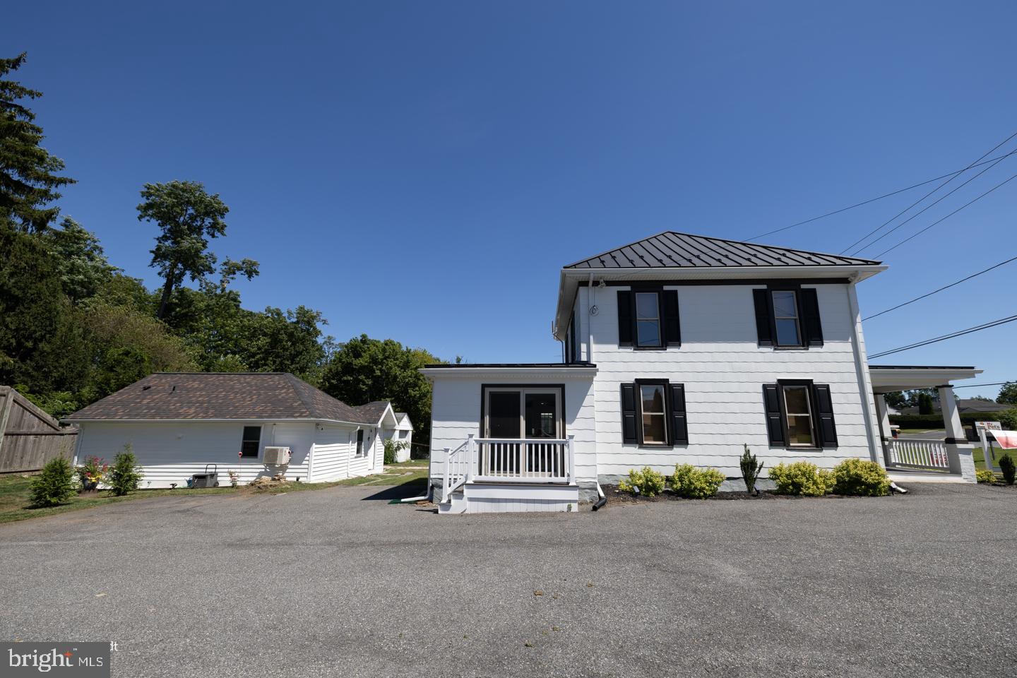 3511 MAIN STREET