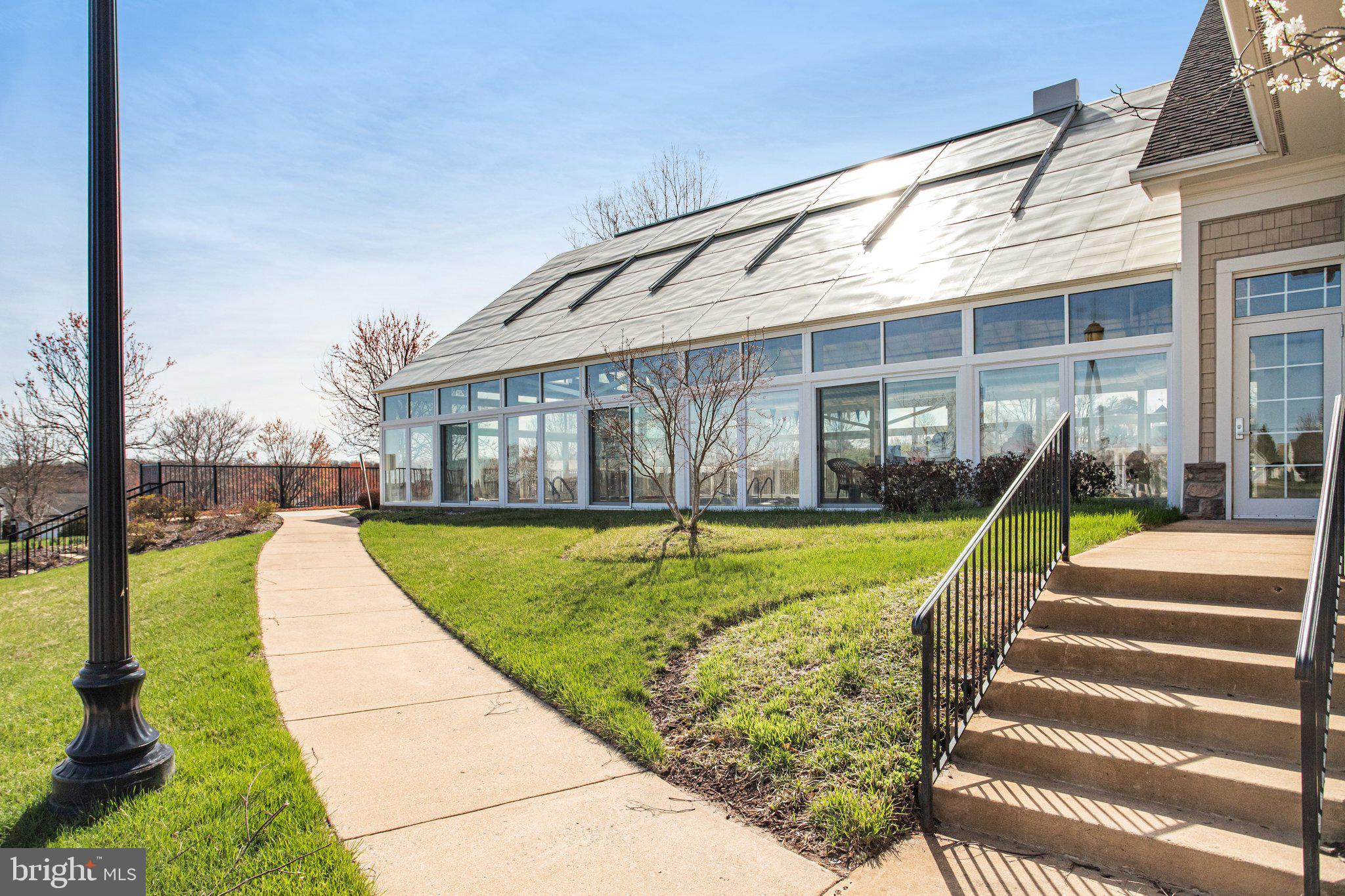 FOUR SEASONS IN HISTORIC VIRGINIA - Residential