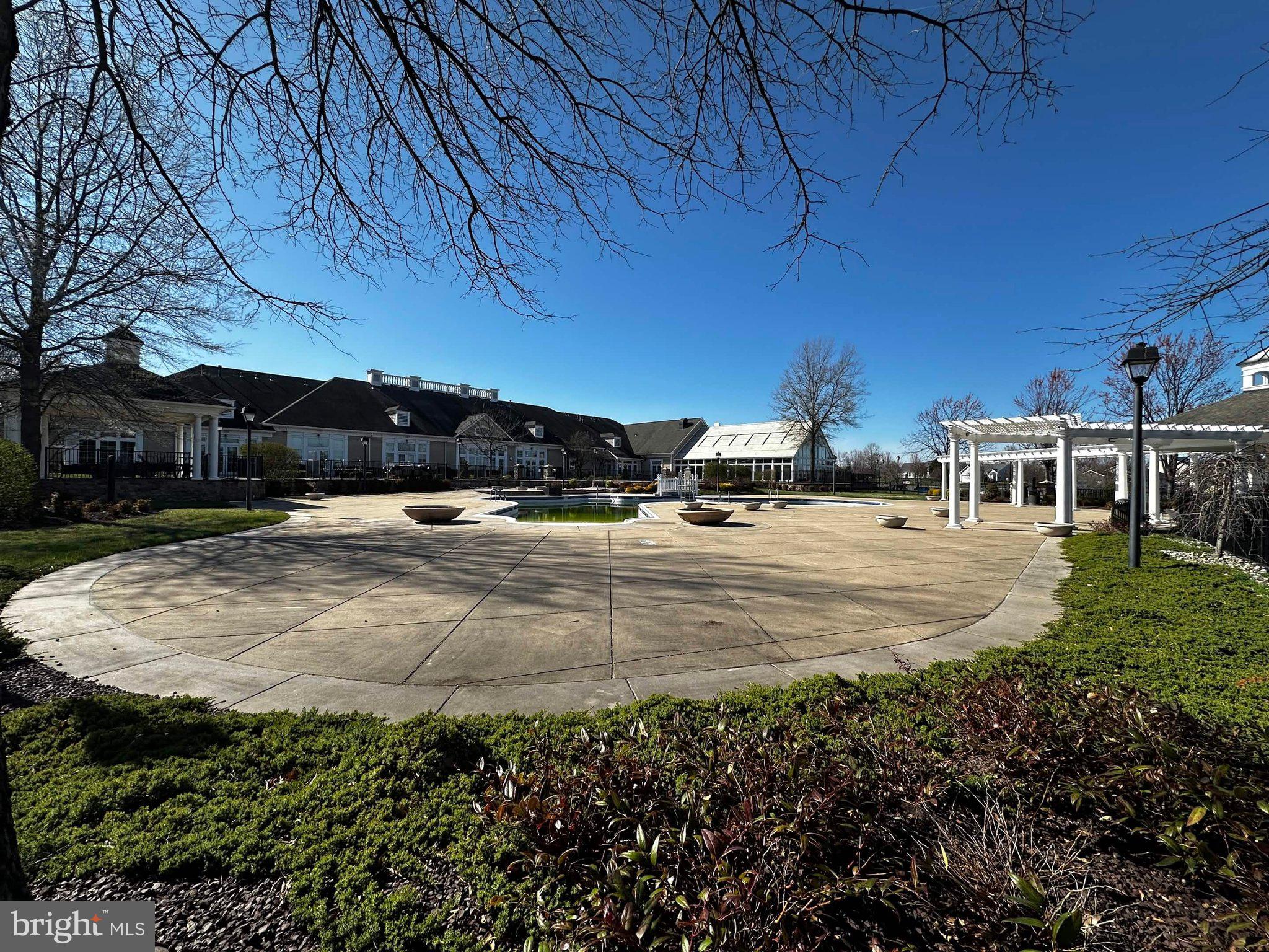 FOUR SEASONS IN HISTORIC VIRGINIA - Residential