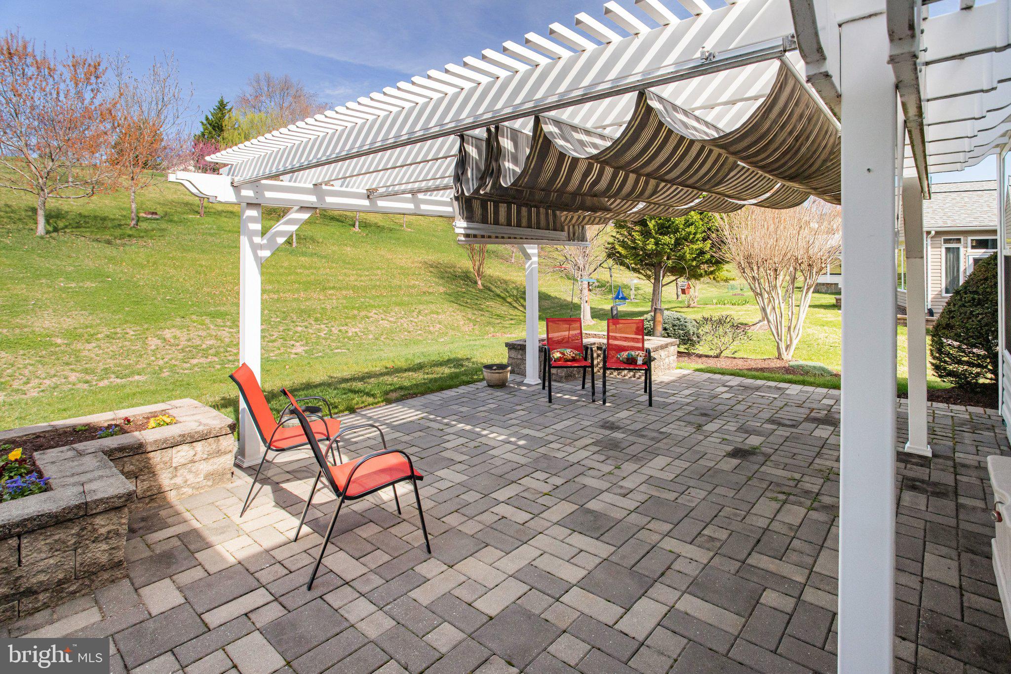 FOUR SEASONS IN HISTORIC VIRGINIA - Residential