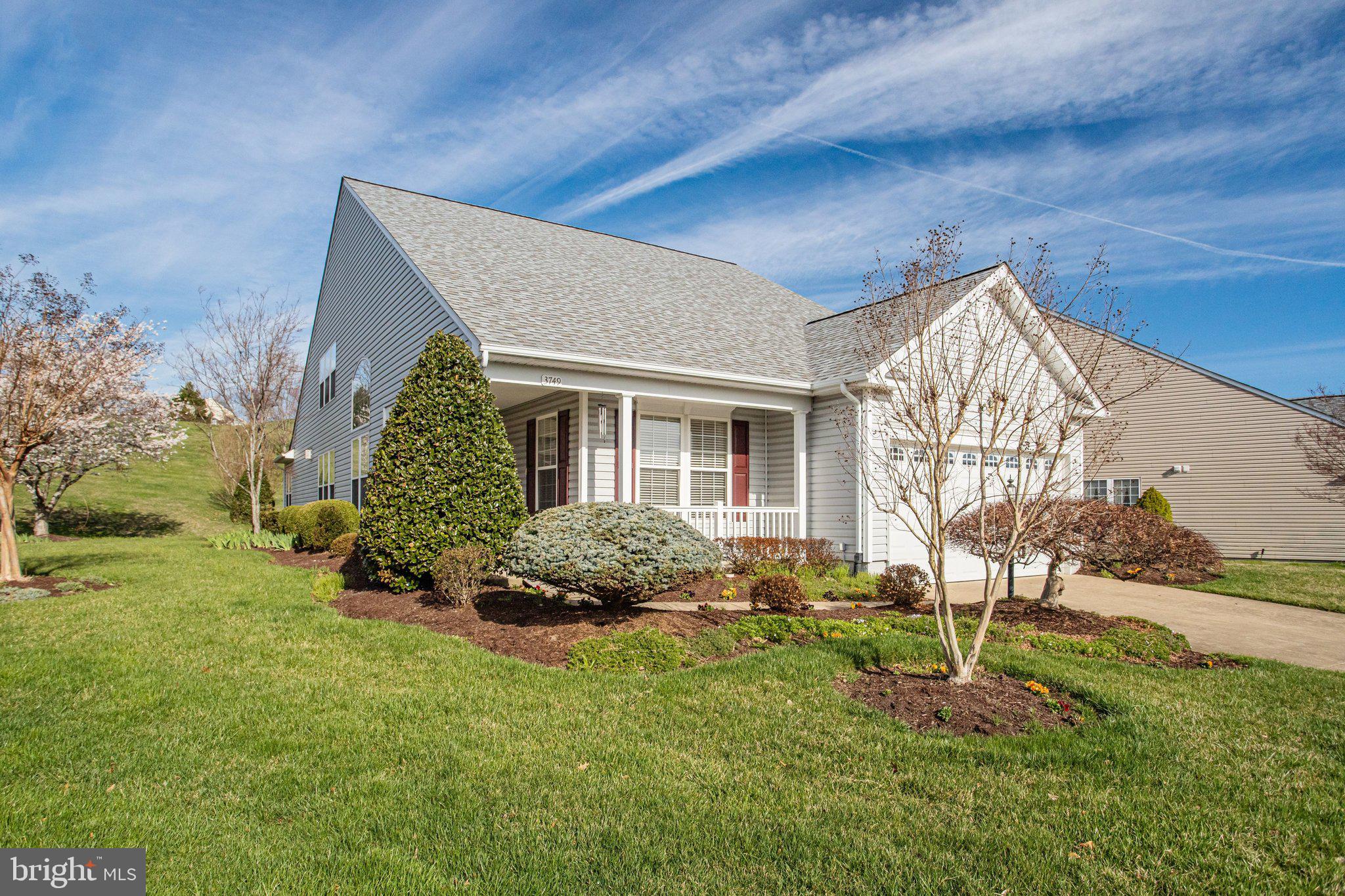 FOUR SEASONS IN HISTORIC VIRGINIA - Residential