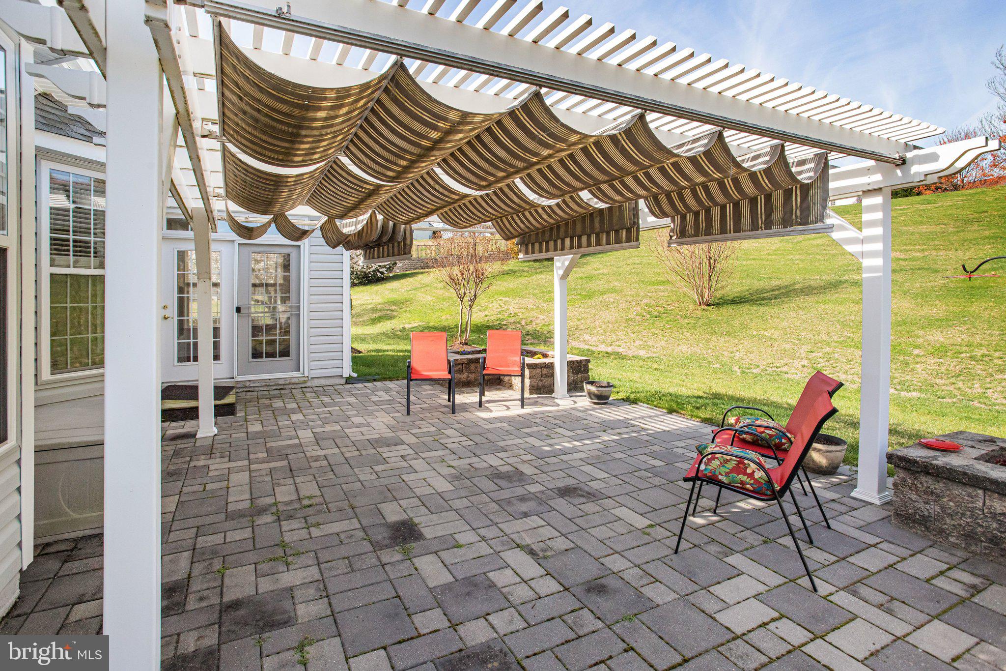 FOUR SEASONS IN HISTORIC VIRGINIA - Residential