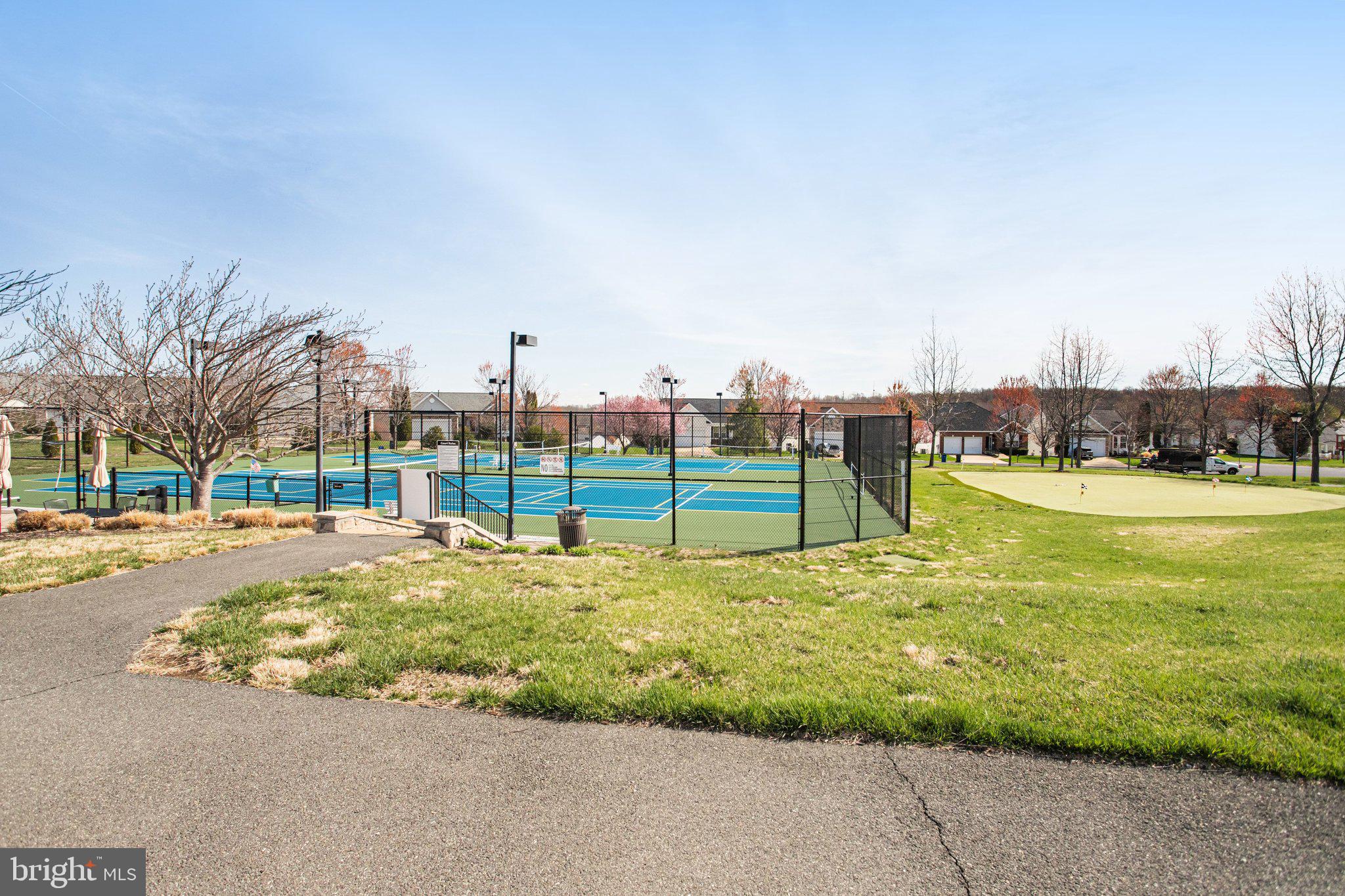 FOUR SEASONS IN HISTORIC VIRGINIA - Residential