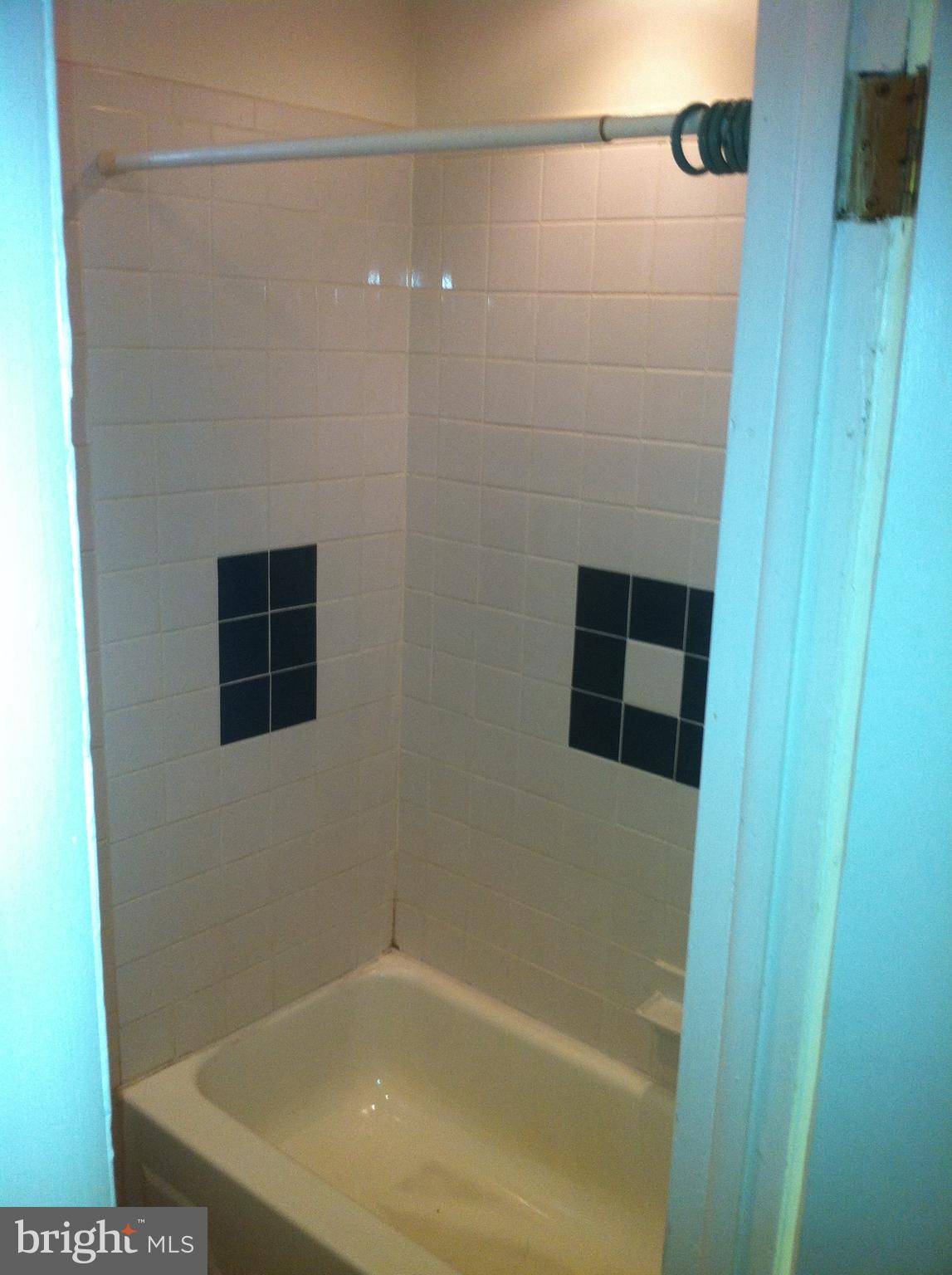 WASHINGTON SQ - Residential Lease