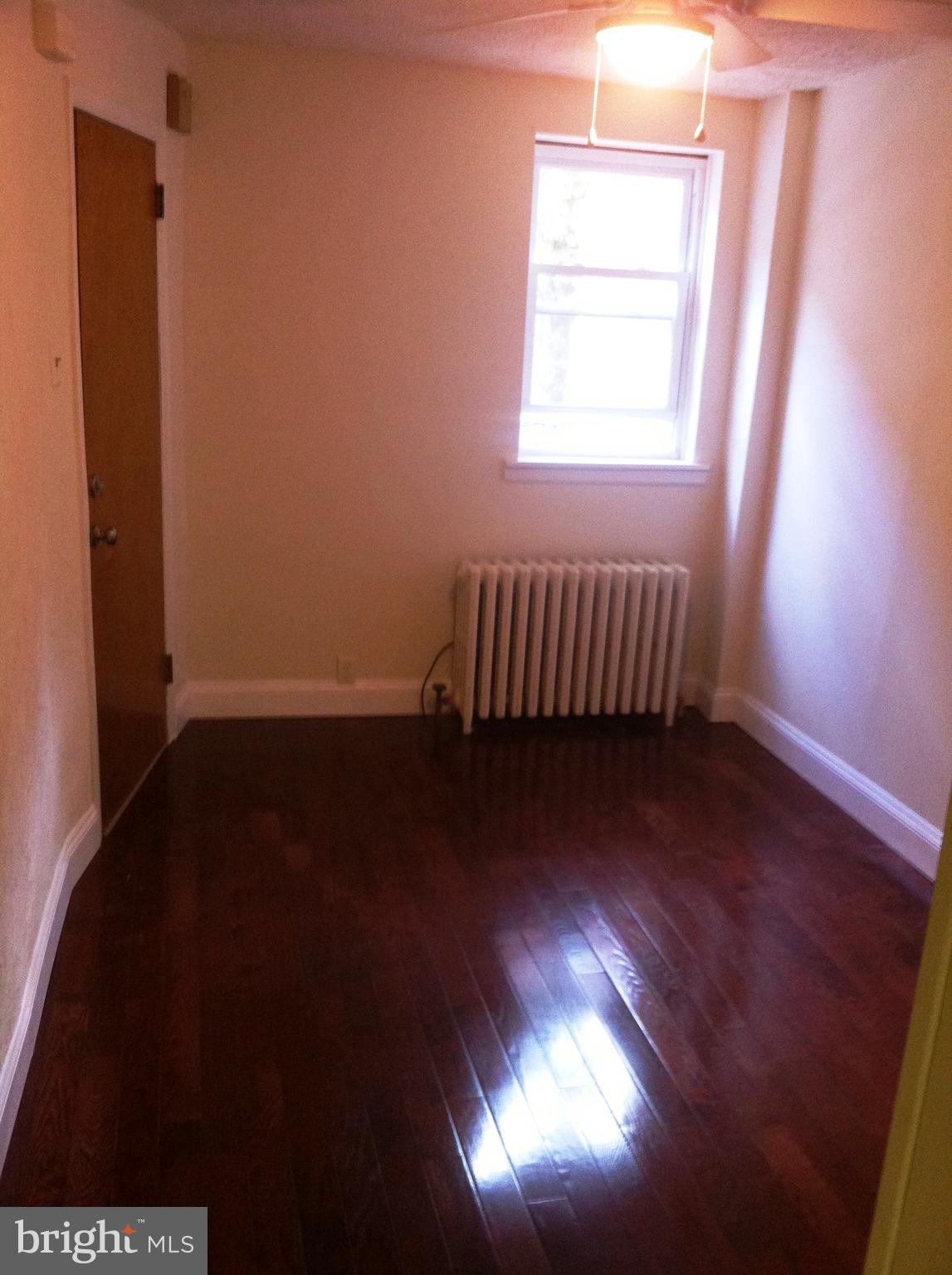 WASHINGTON SQ - Residential Lease
