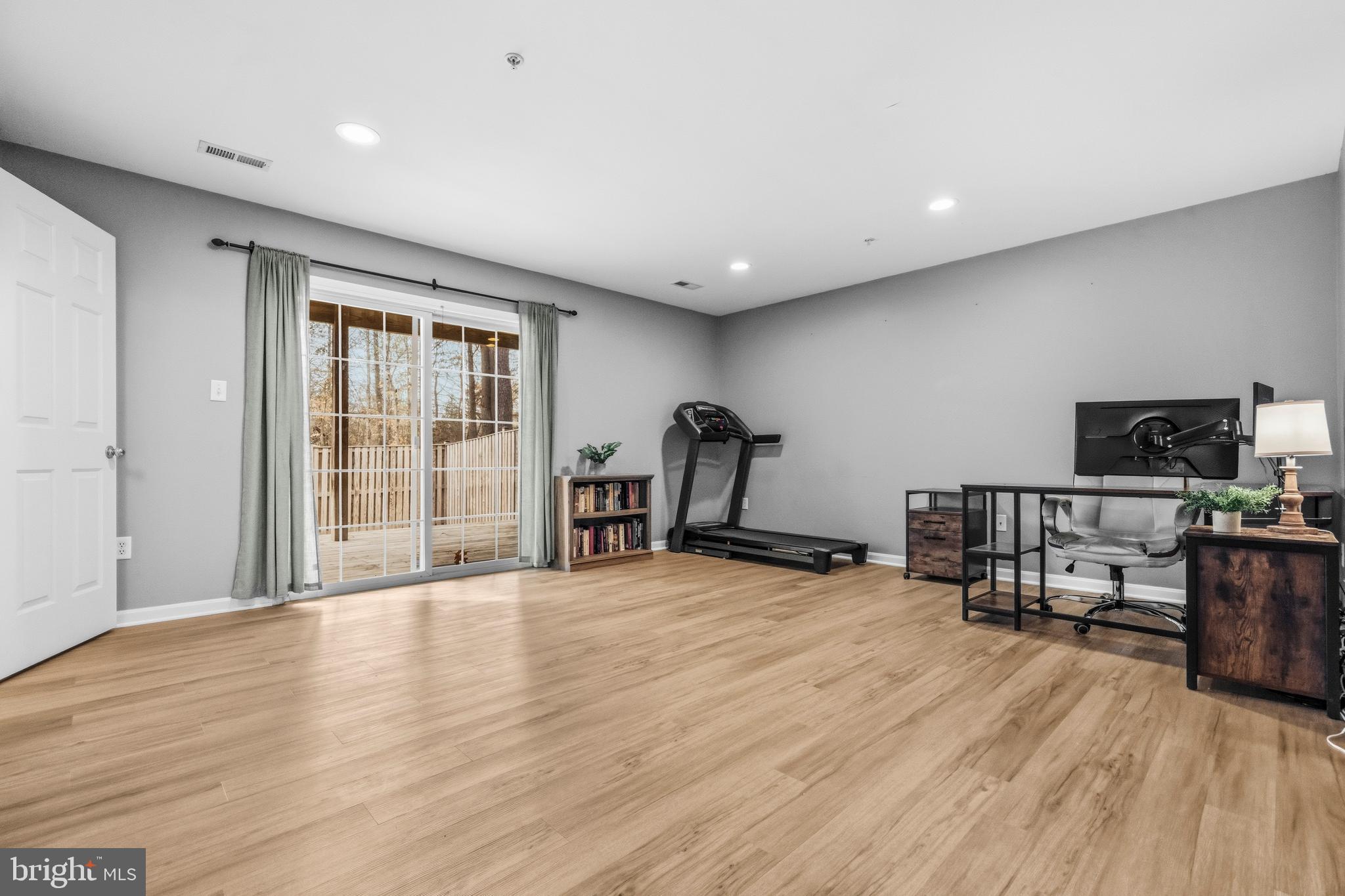 PINEY ORCHARD - Residential