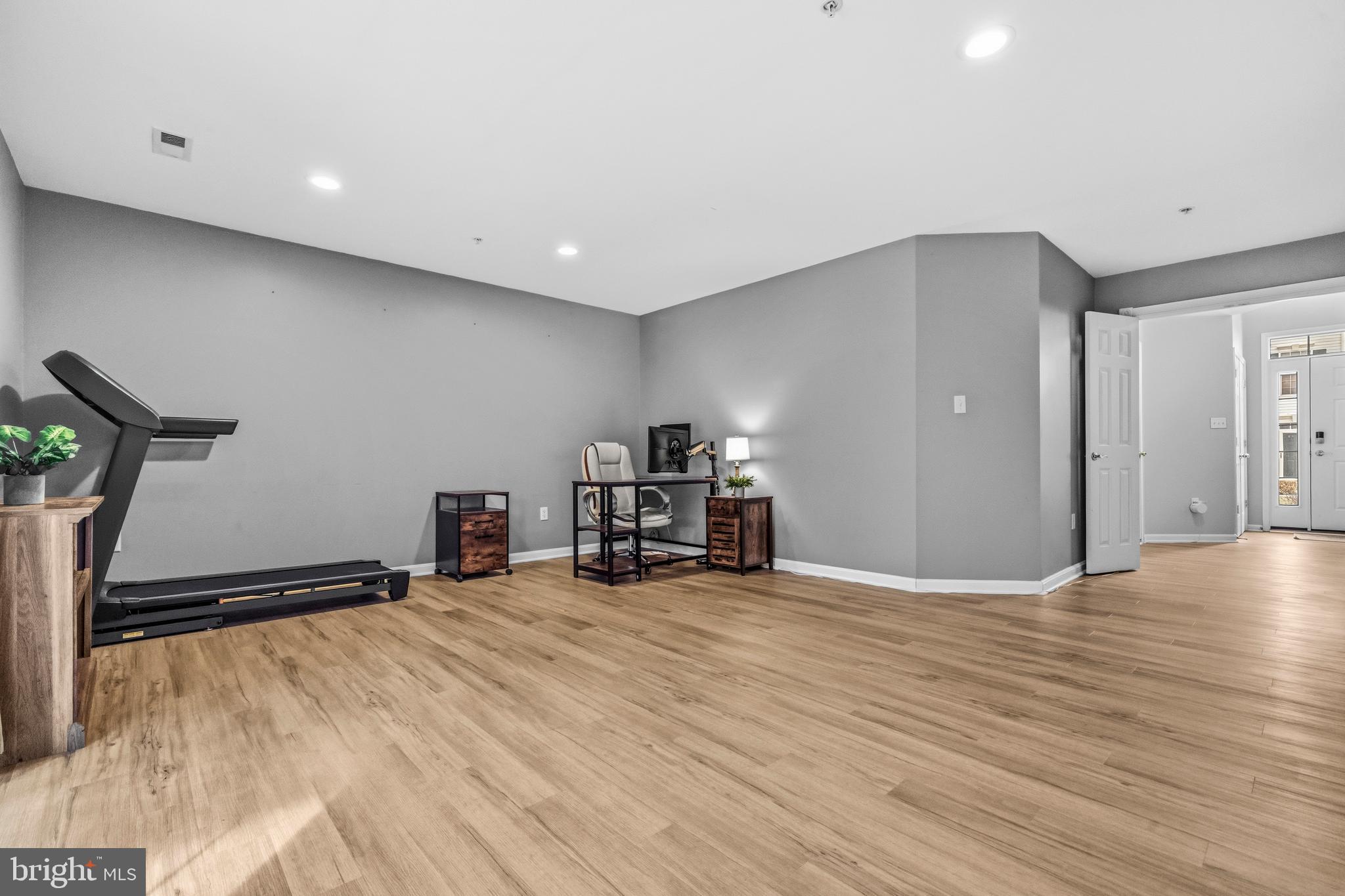 PINEY ORCHARD - Residential