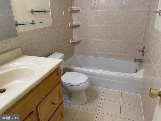 WESTCHESTER PARK - Residential Lease