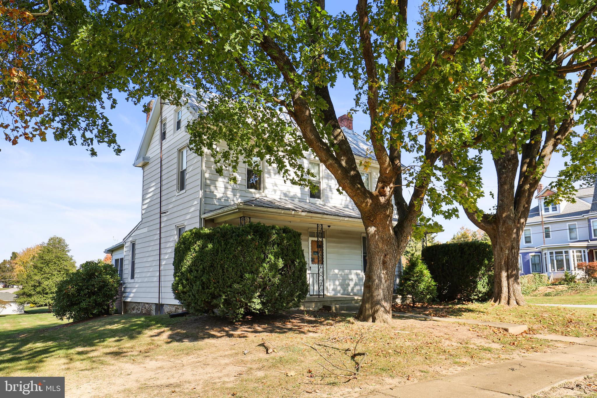 HAMPSTEAD - Residential