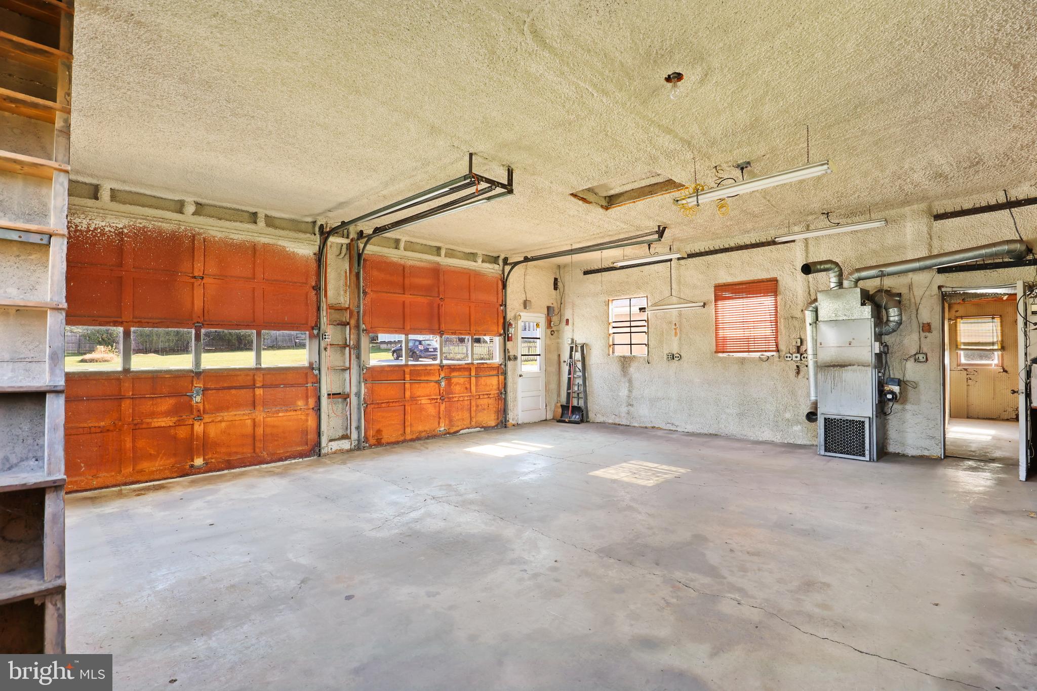 HAMPSTEAD - Residential