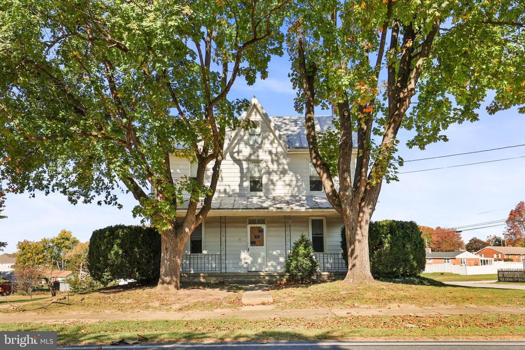 Photo of 920 N Houcksville Road, HAMPSTEAD, MD 21074 (MLS # MDCR2031012)