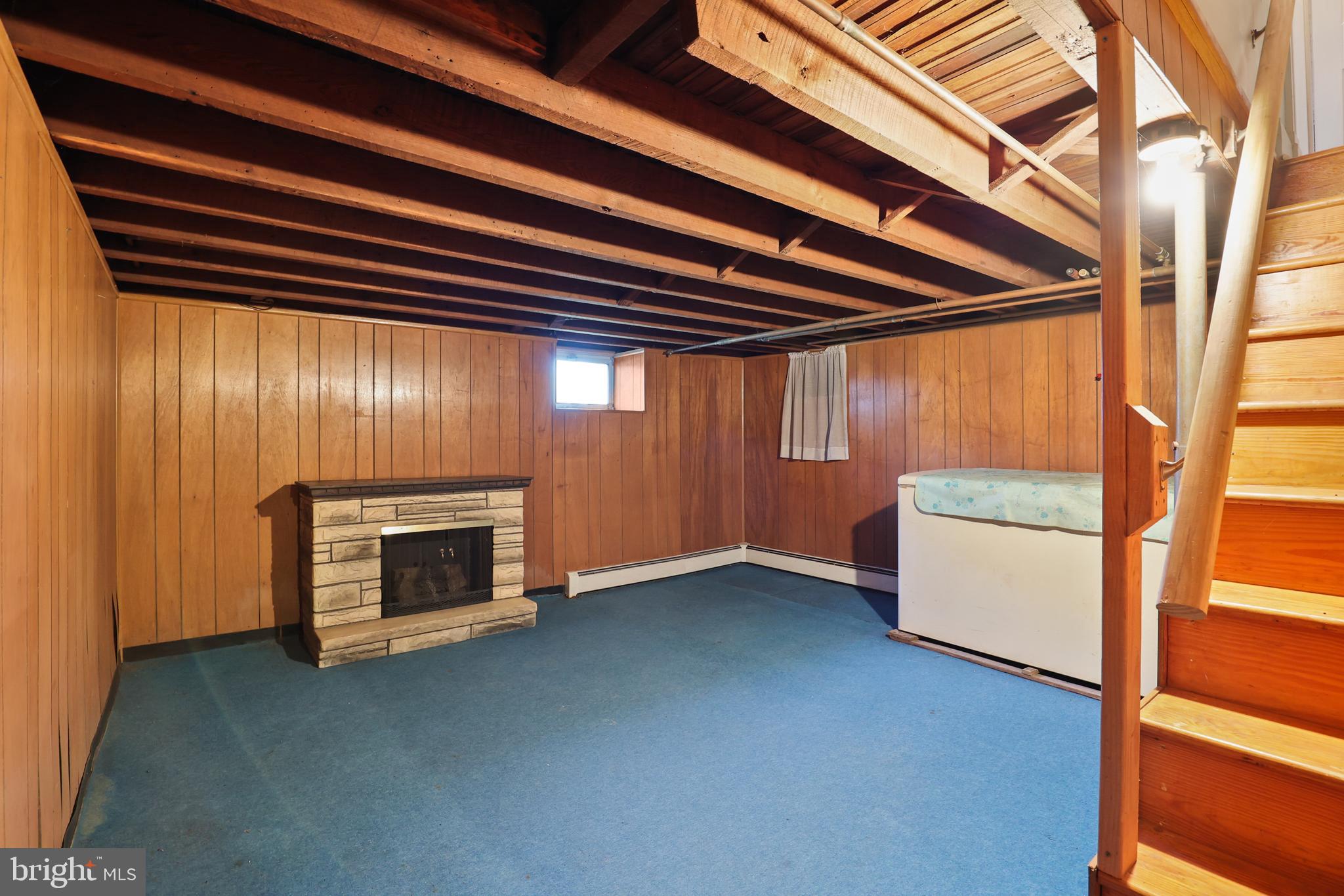 HAMPSTEAD - Residential