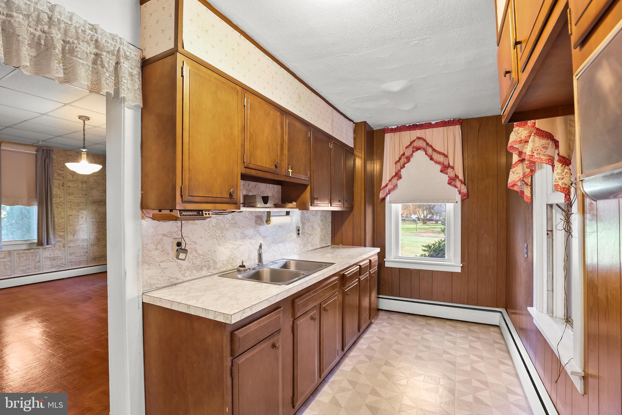 HAMPSTEAD - Residential