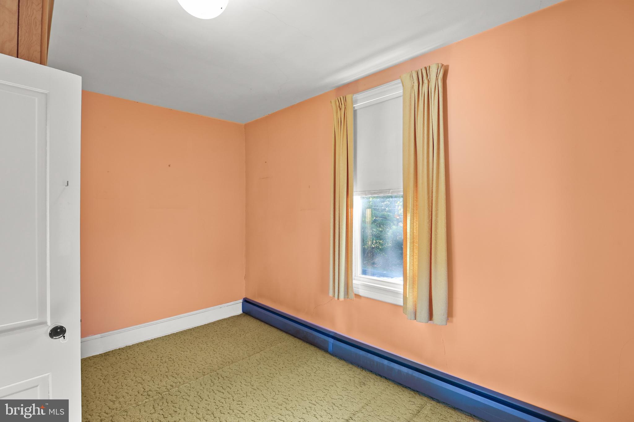 HAMPSTEAD - Residential