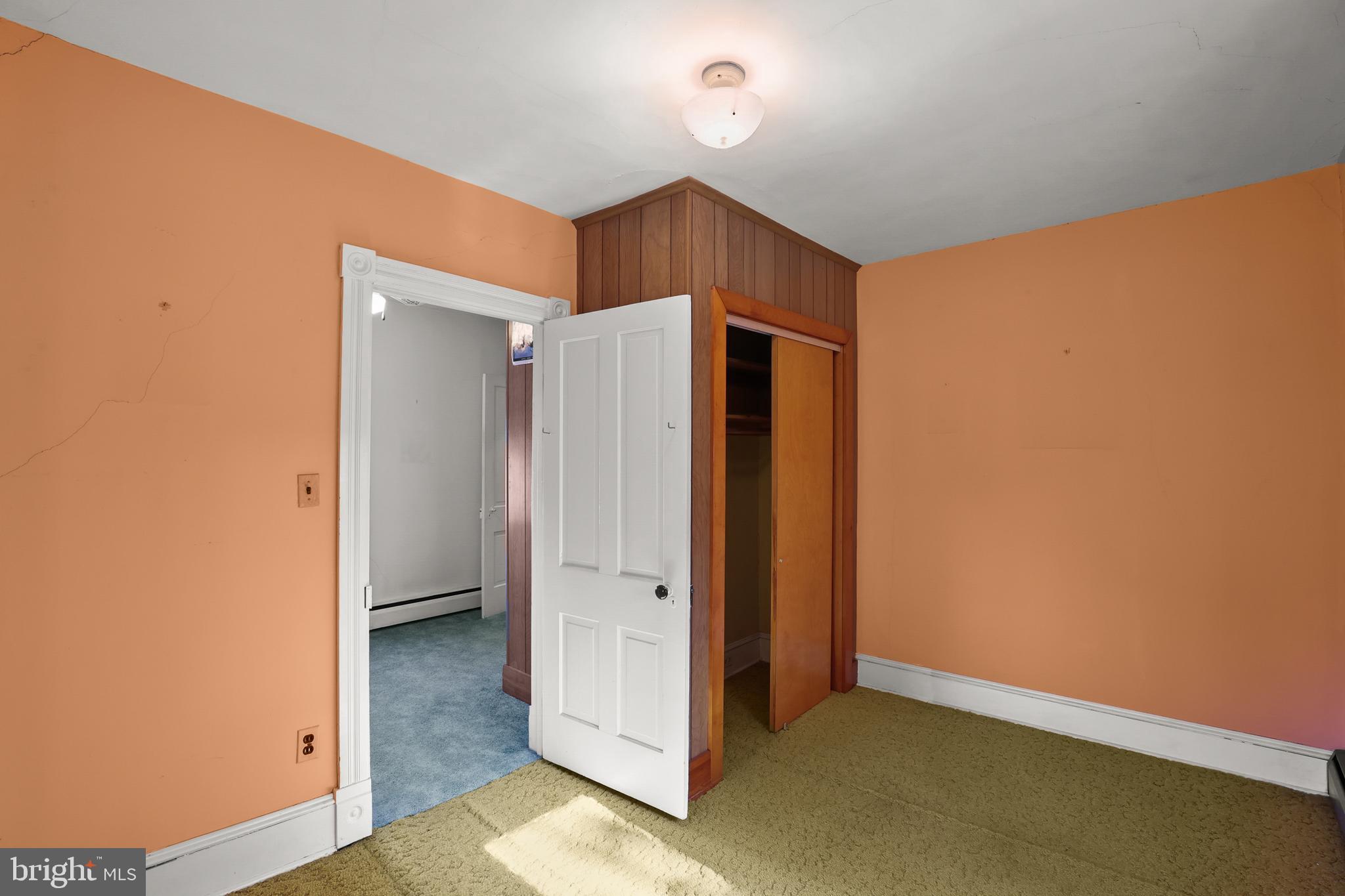 HAMPSTEAD - Residential