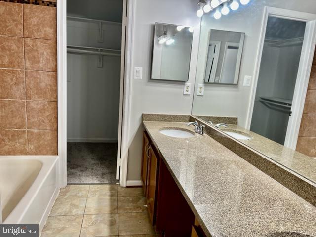 FAIR WOODS - Residential Lease