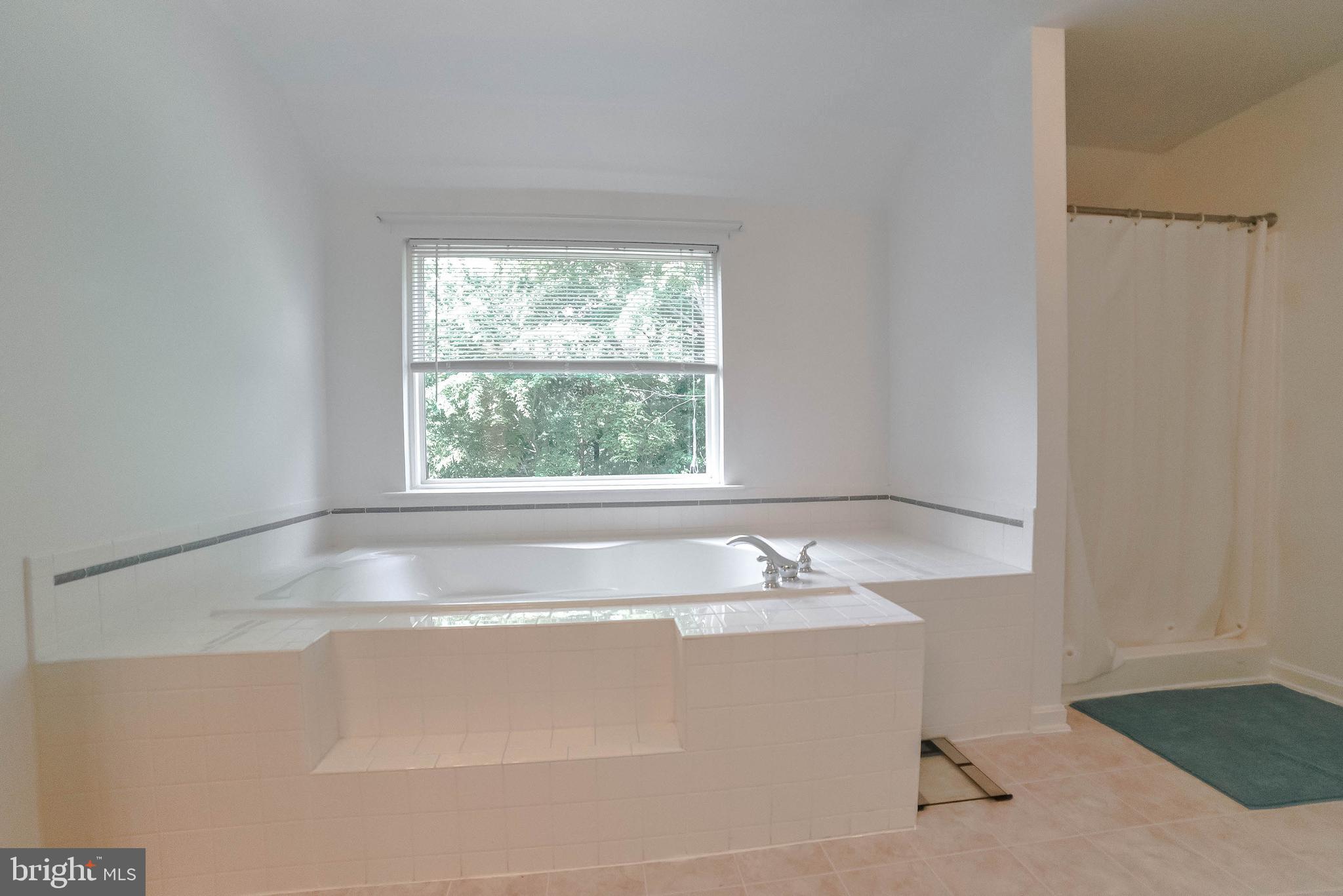 KINGSTON - Residential