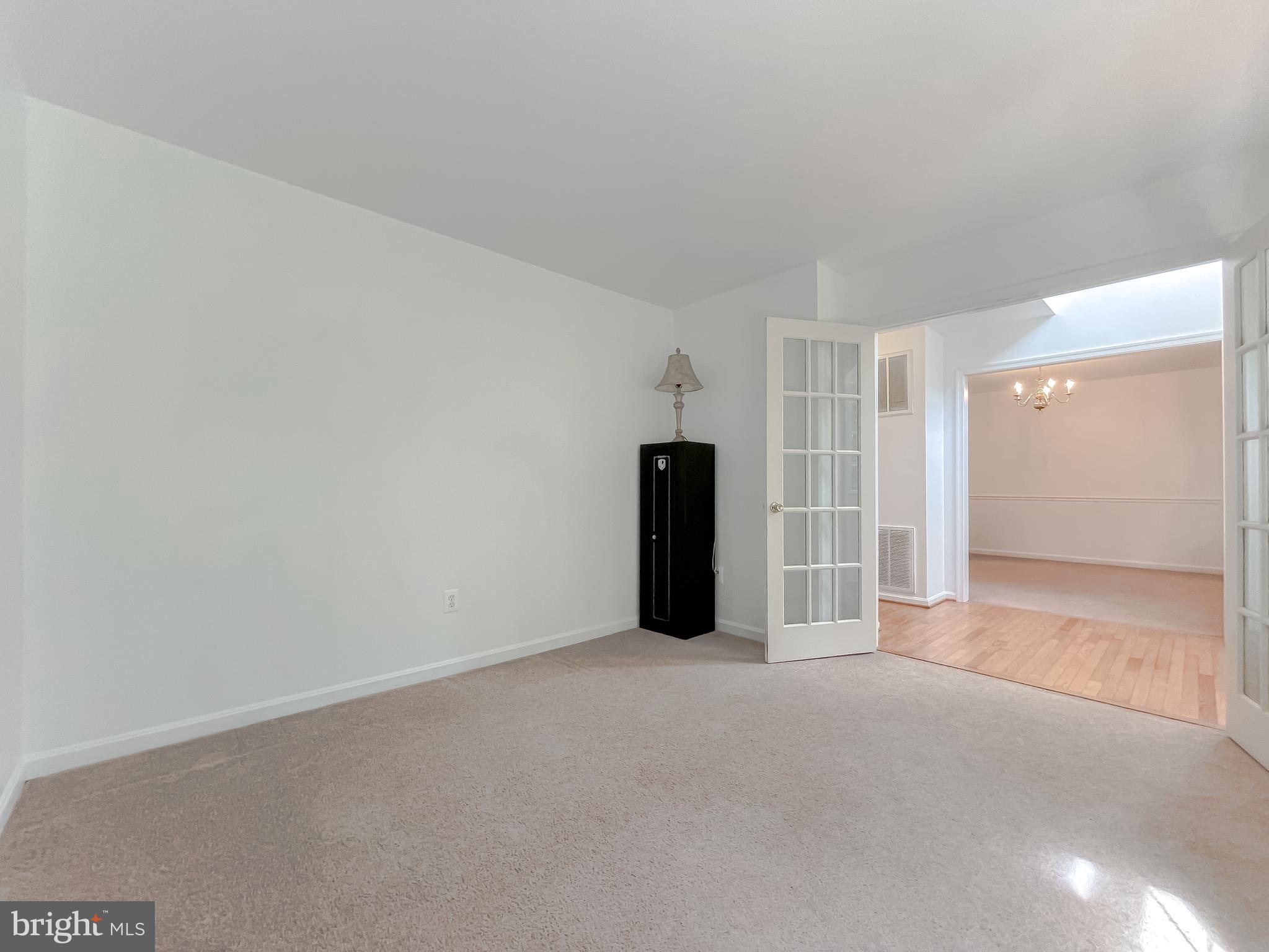 KINGSTON - Residential