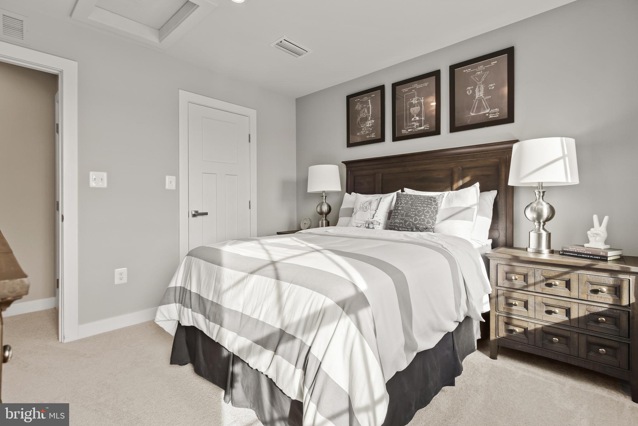 CANTER CREEK - Residential