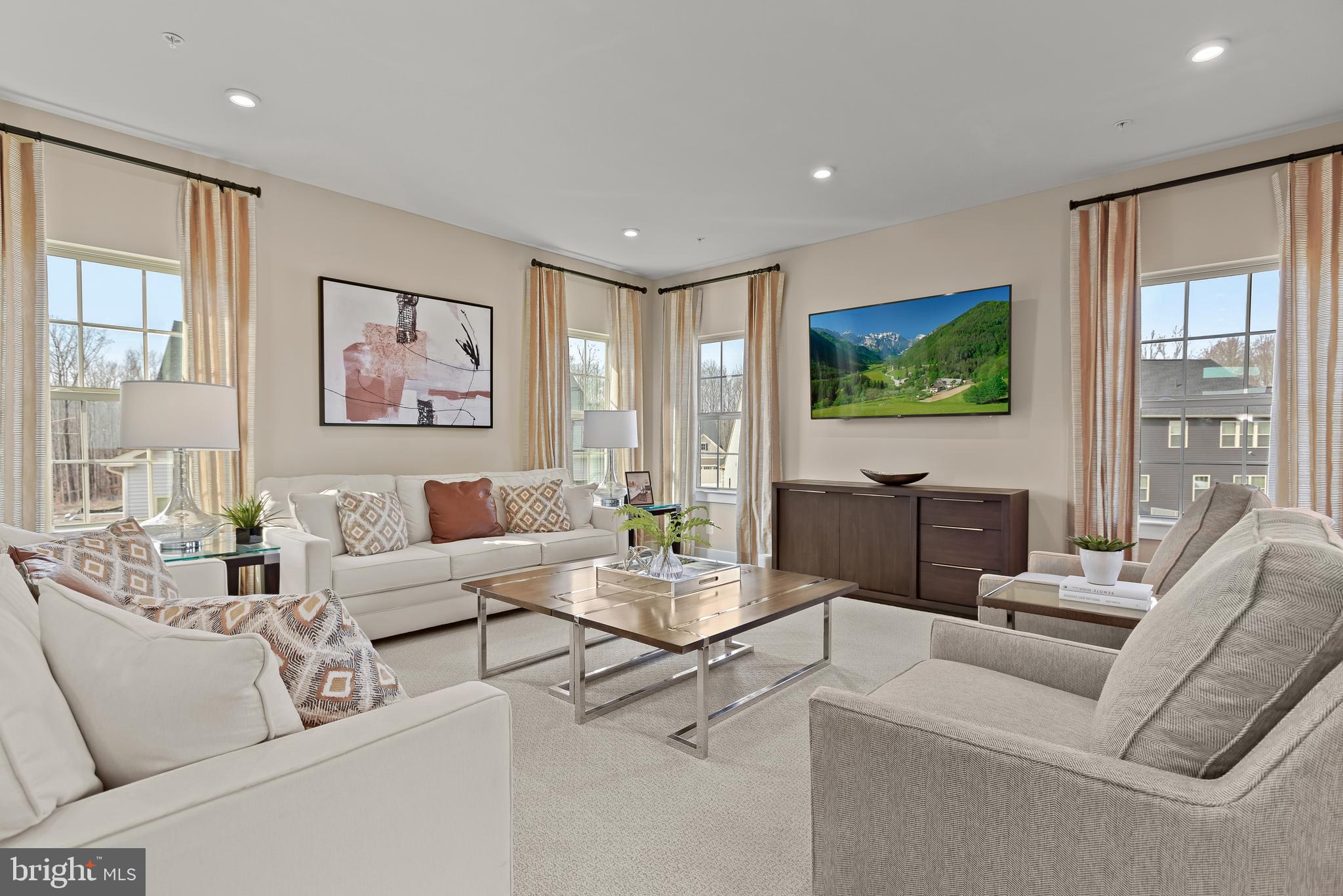 CANTER CREEK - Residential