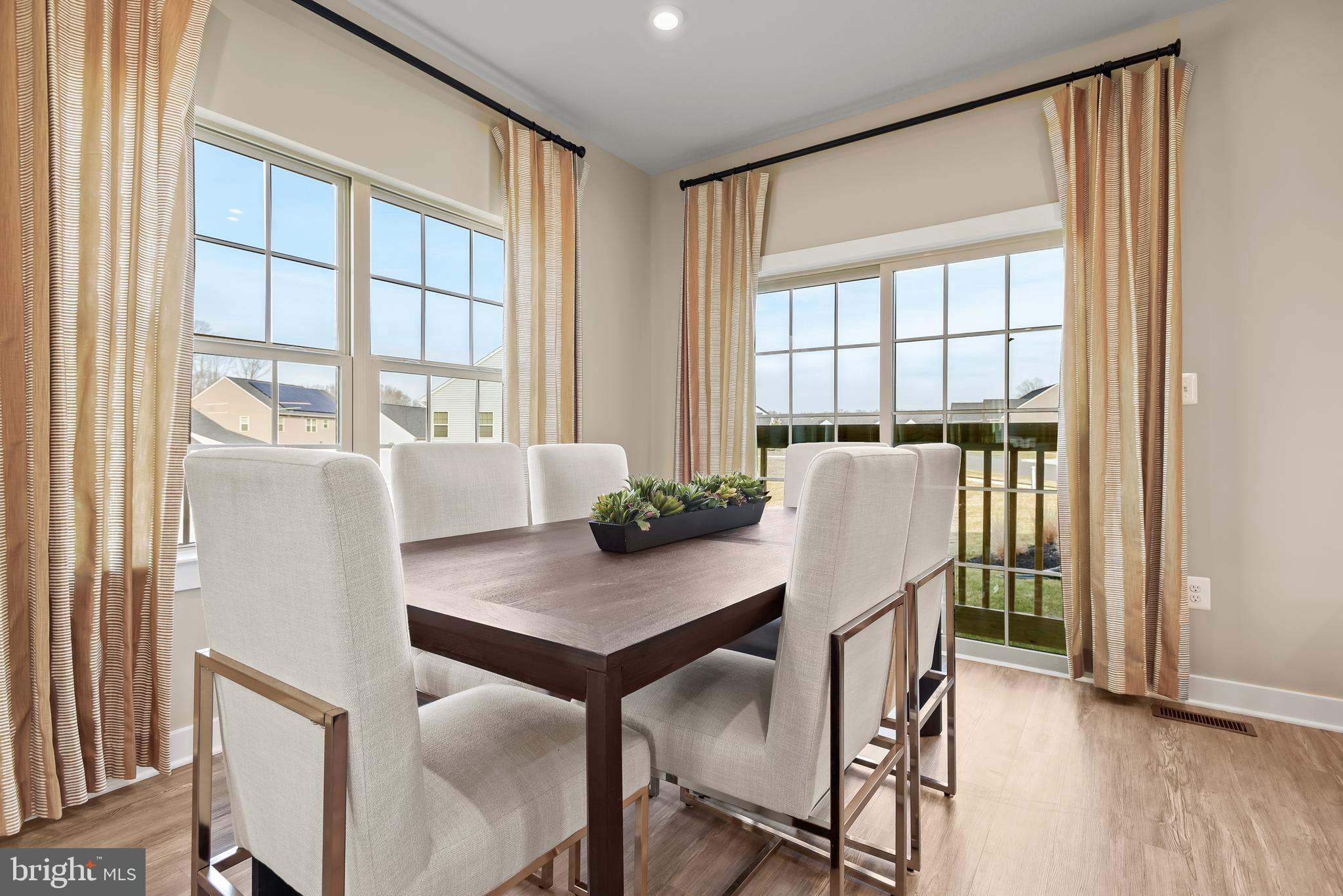 CANTER CREEK - Residential