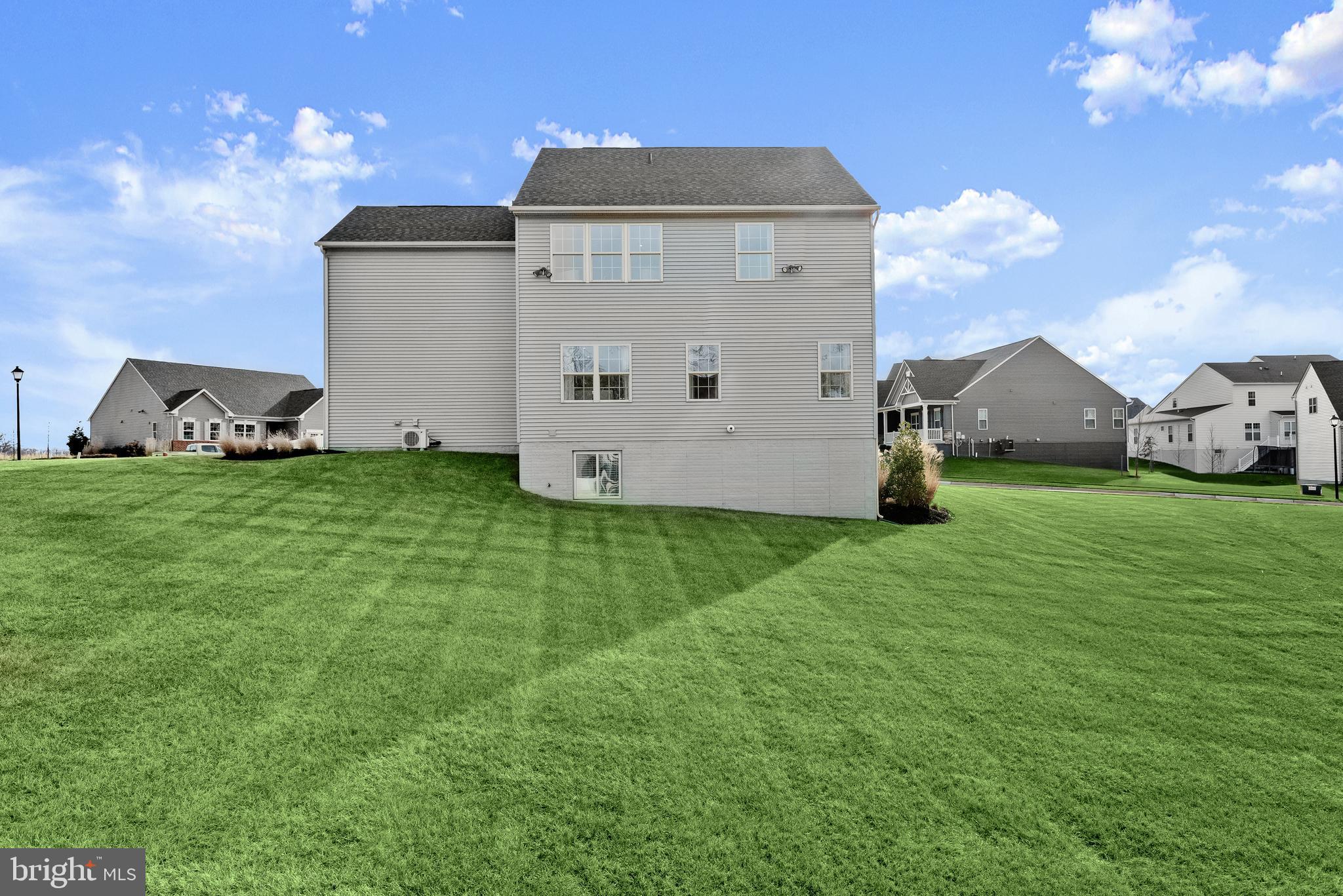 CANTER CREEK - Residential