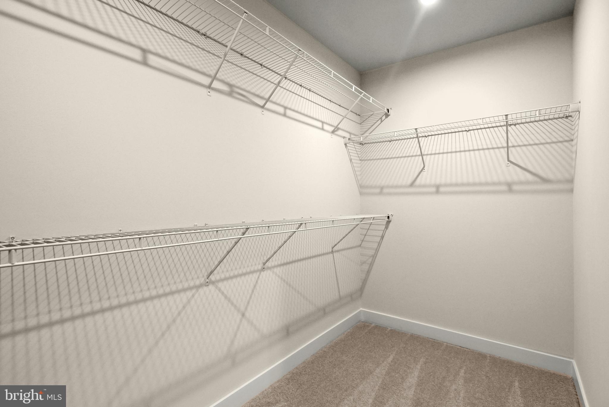 CANTER CREEK - Residential