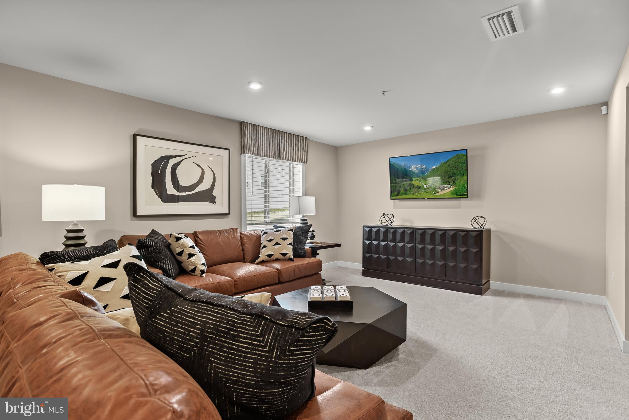 CANTER CREEK - Residential