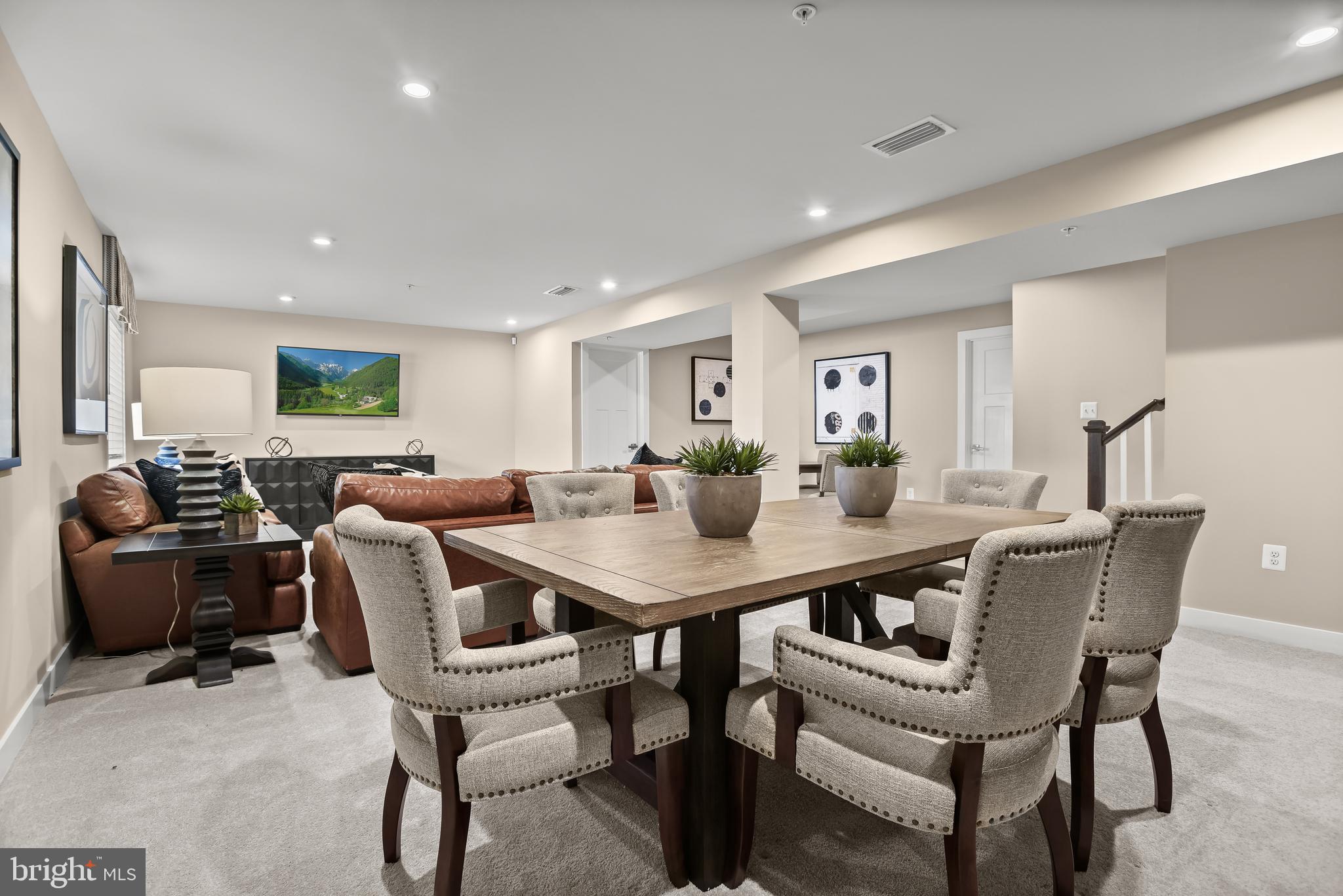 CANTER CREEK - Residential