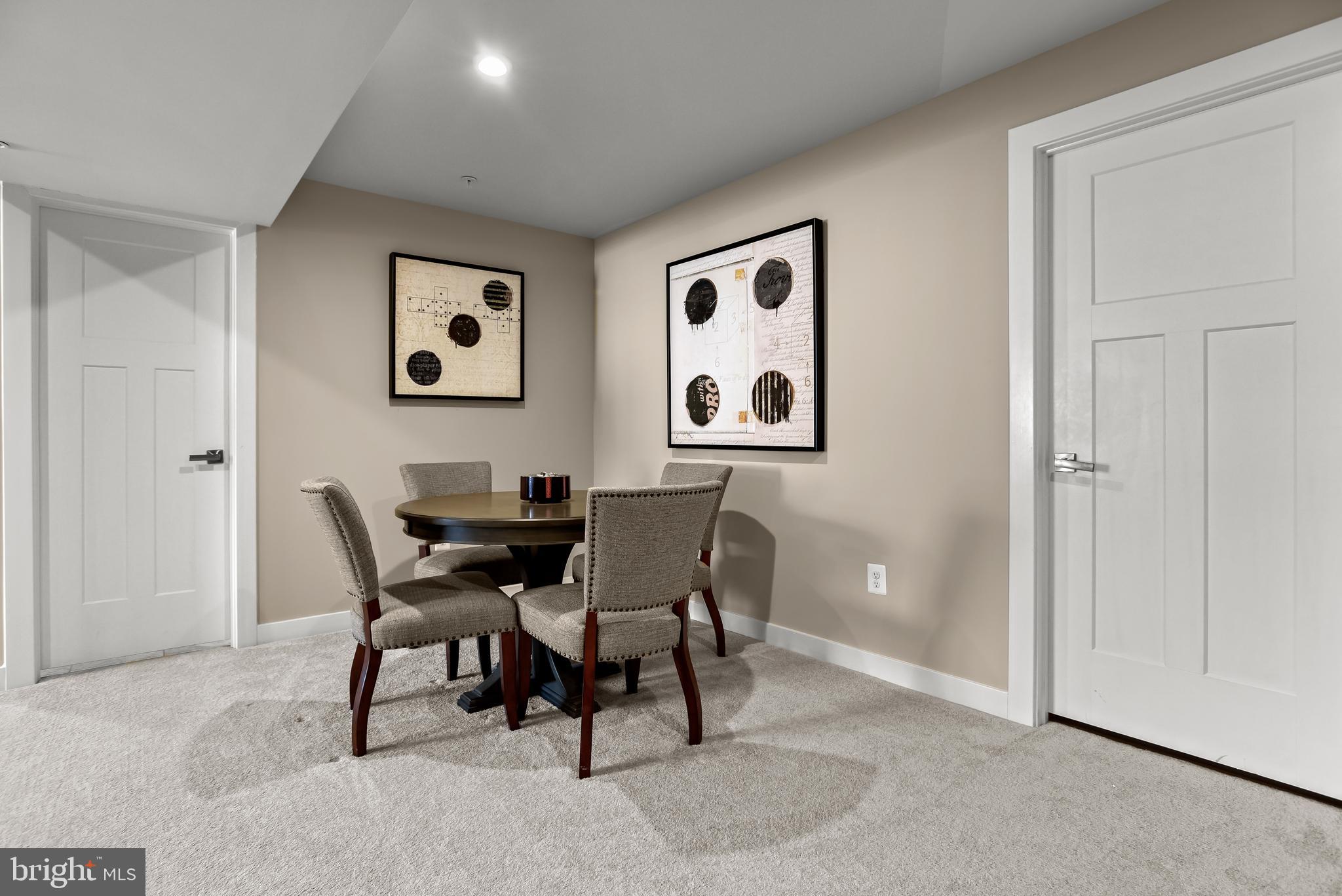 CANTER CREEK - Residential